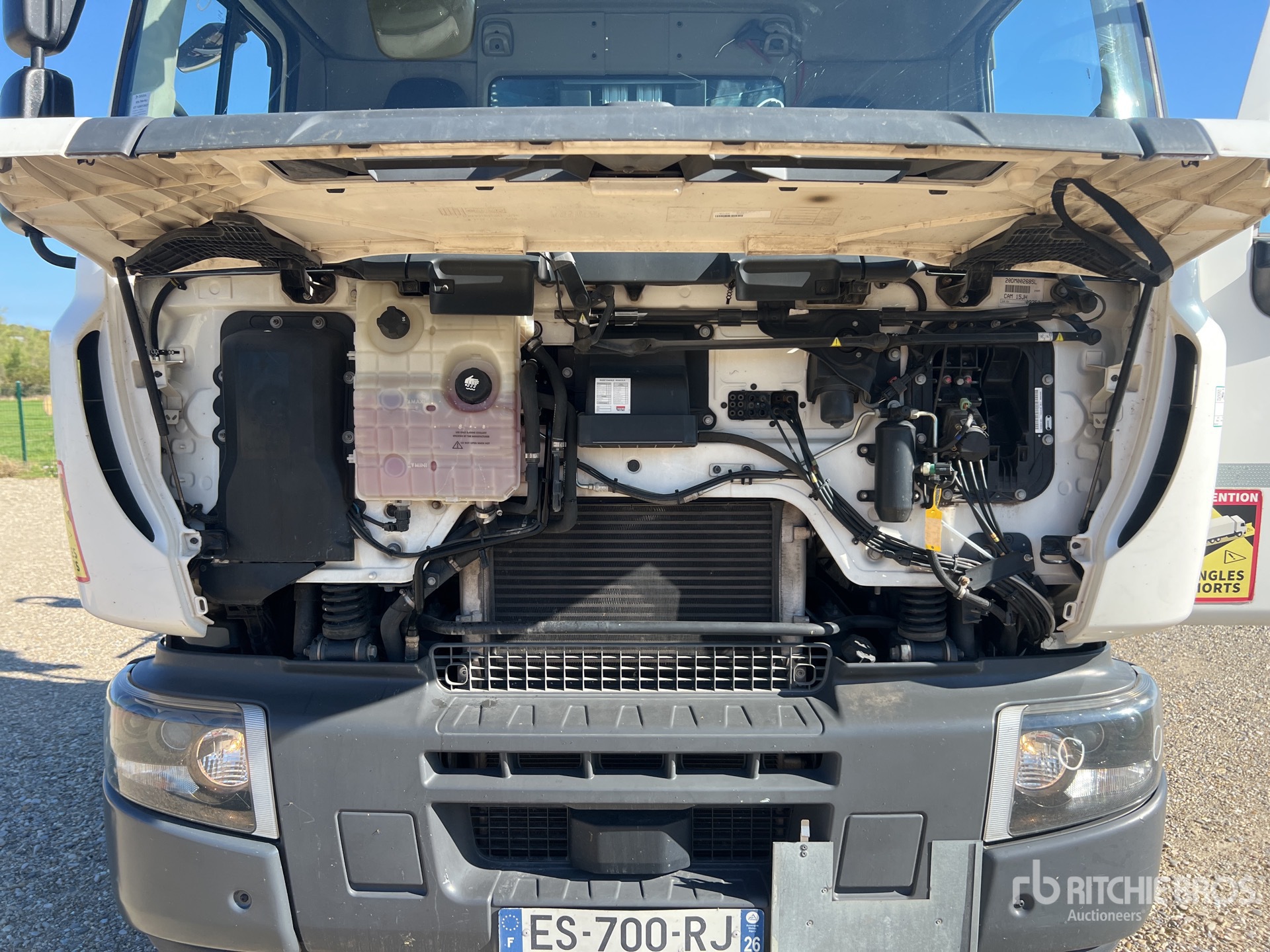 2017 Renault D26.430