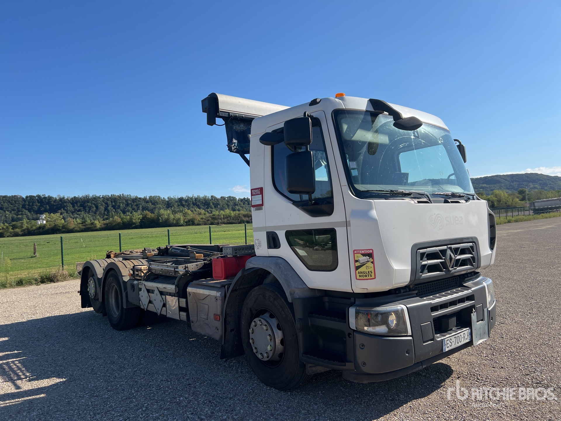 2017 Renault D26.430