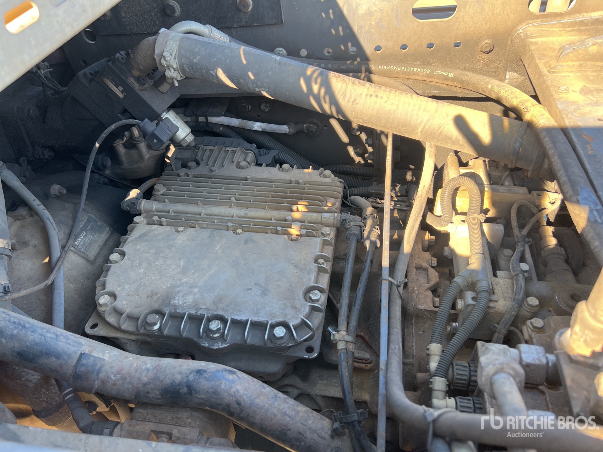 2017 Renault D26.430