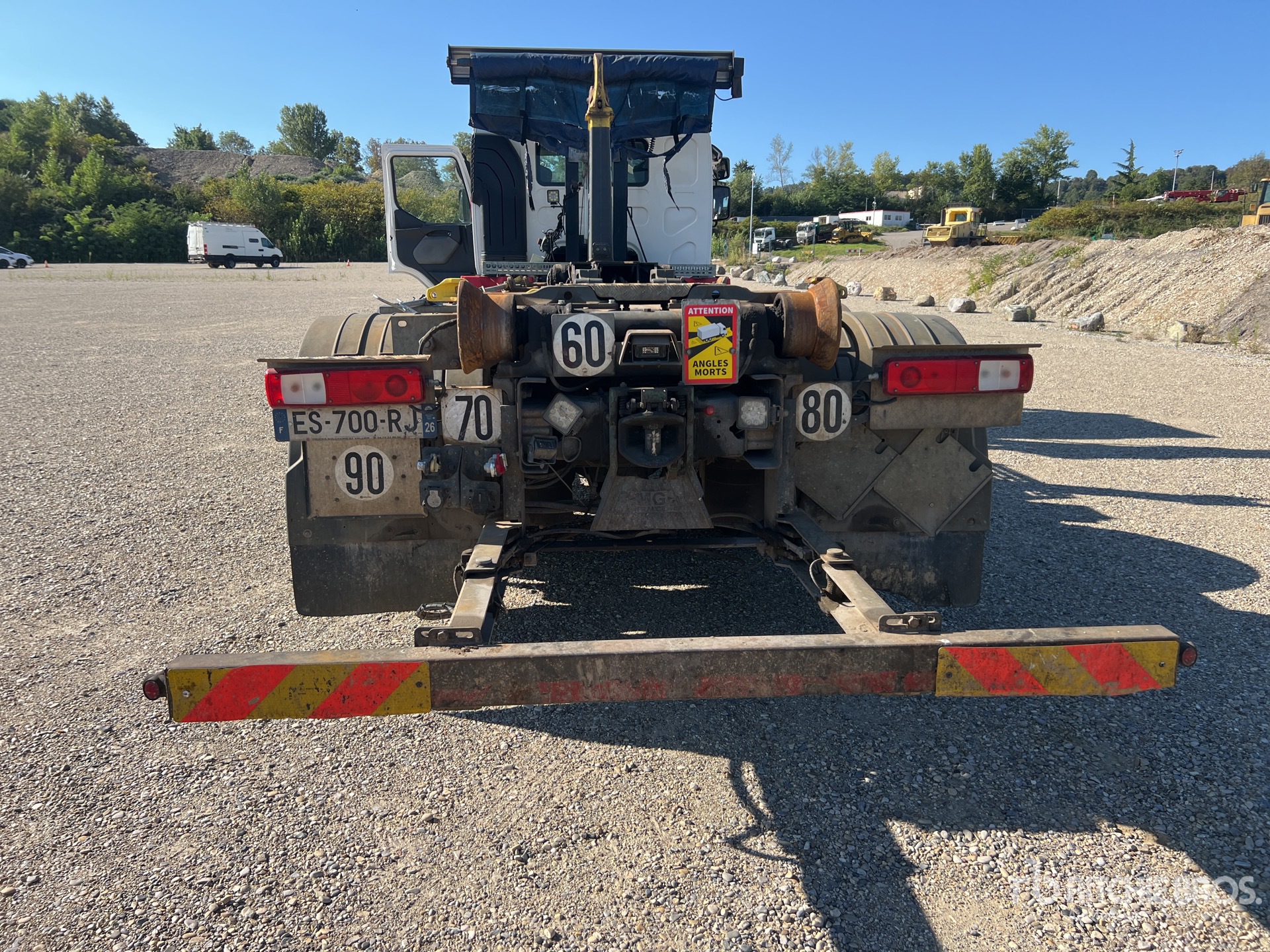 2017 Renault D26.430