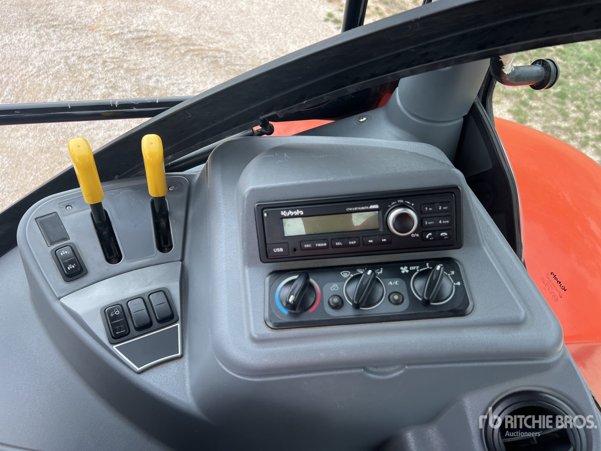2018 Kubota M7172 PREMIUM