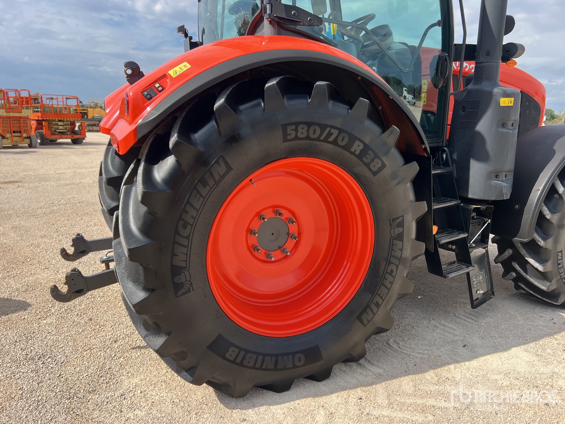 2021 Kubota M7-153