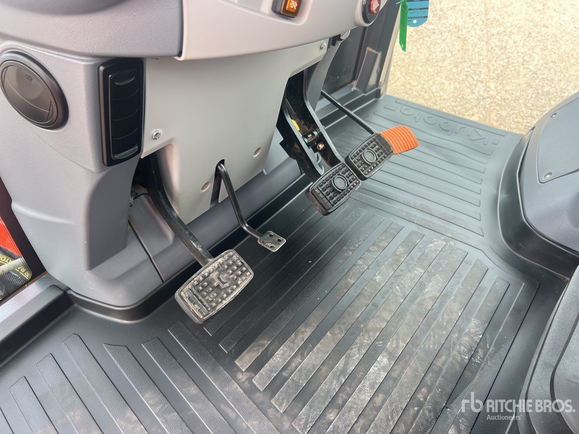 2021 Kubota M7-153