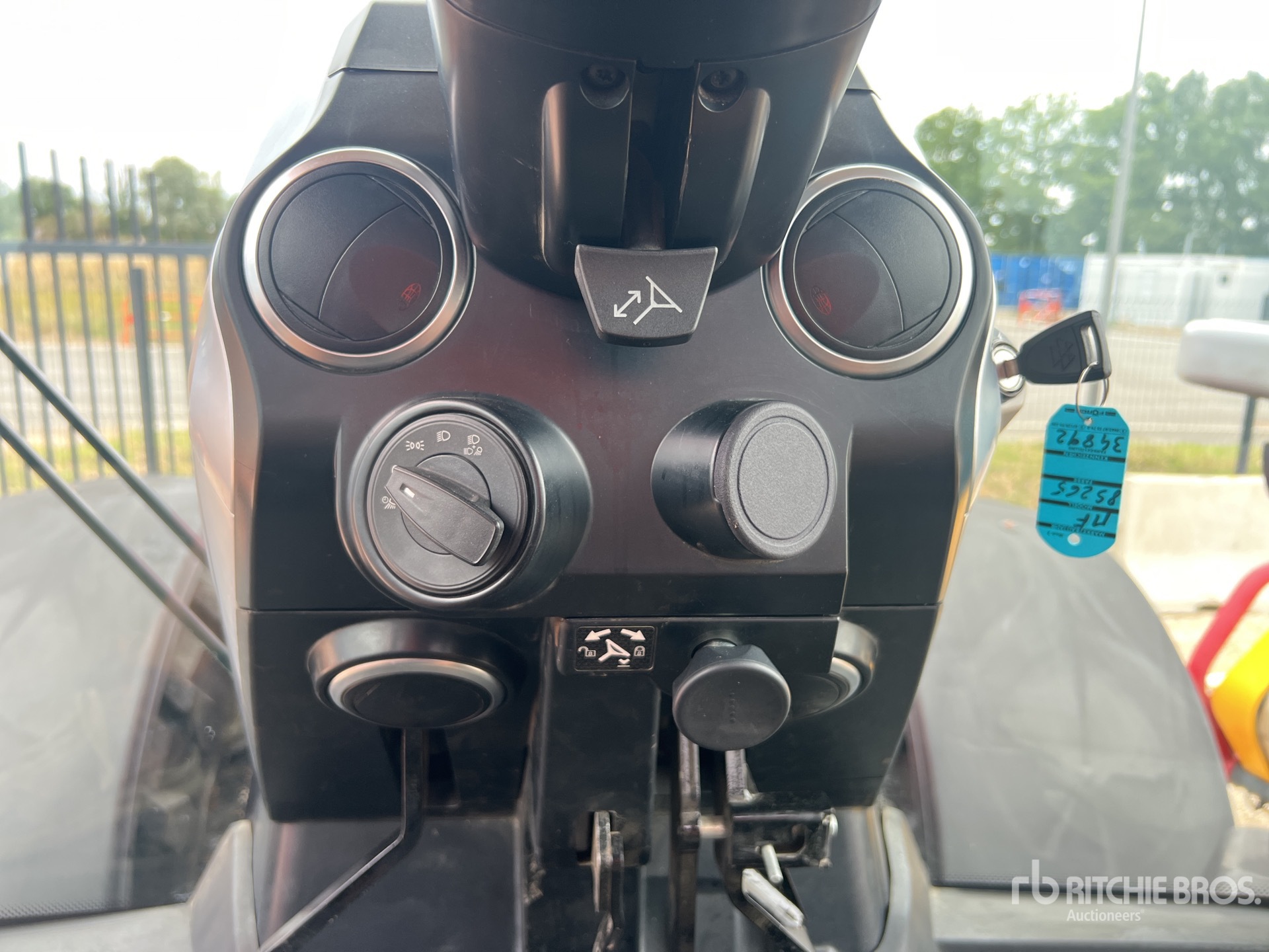 2021 Massey Ferguson 8S265 DYNA VT