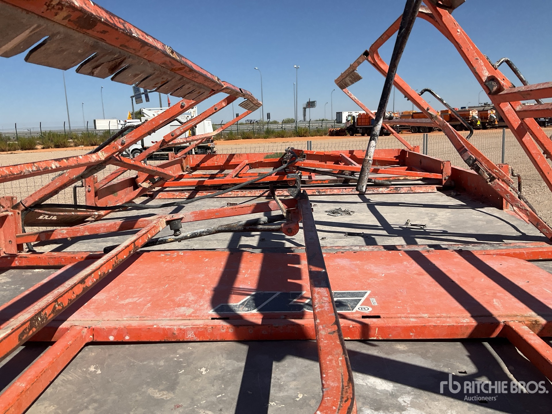 2007 JLG 4394RT
