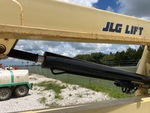 Hydraulics with Boom Lift Cylinder