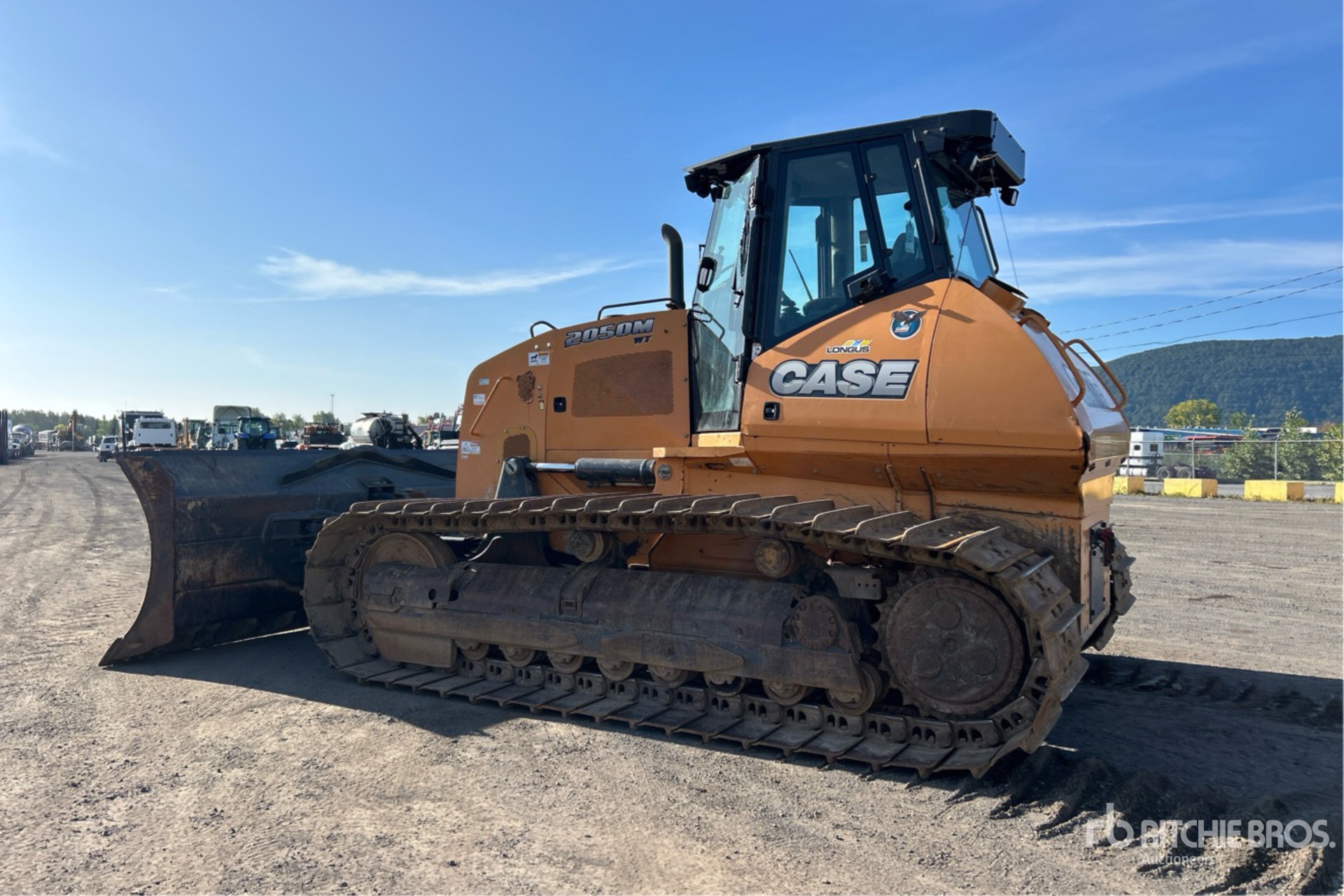 2015 Case 2050M WT