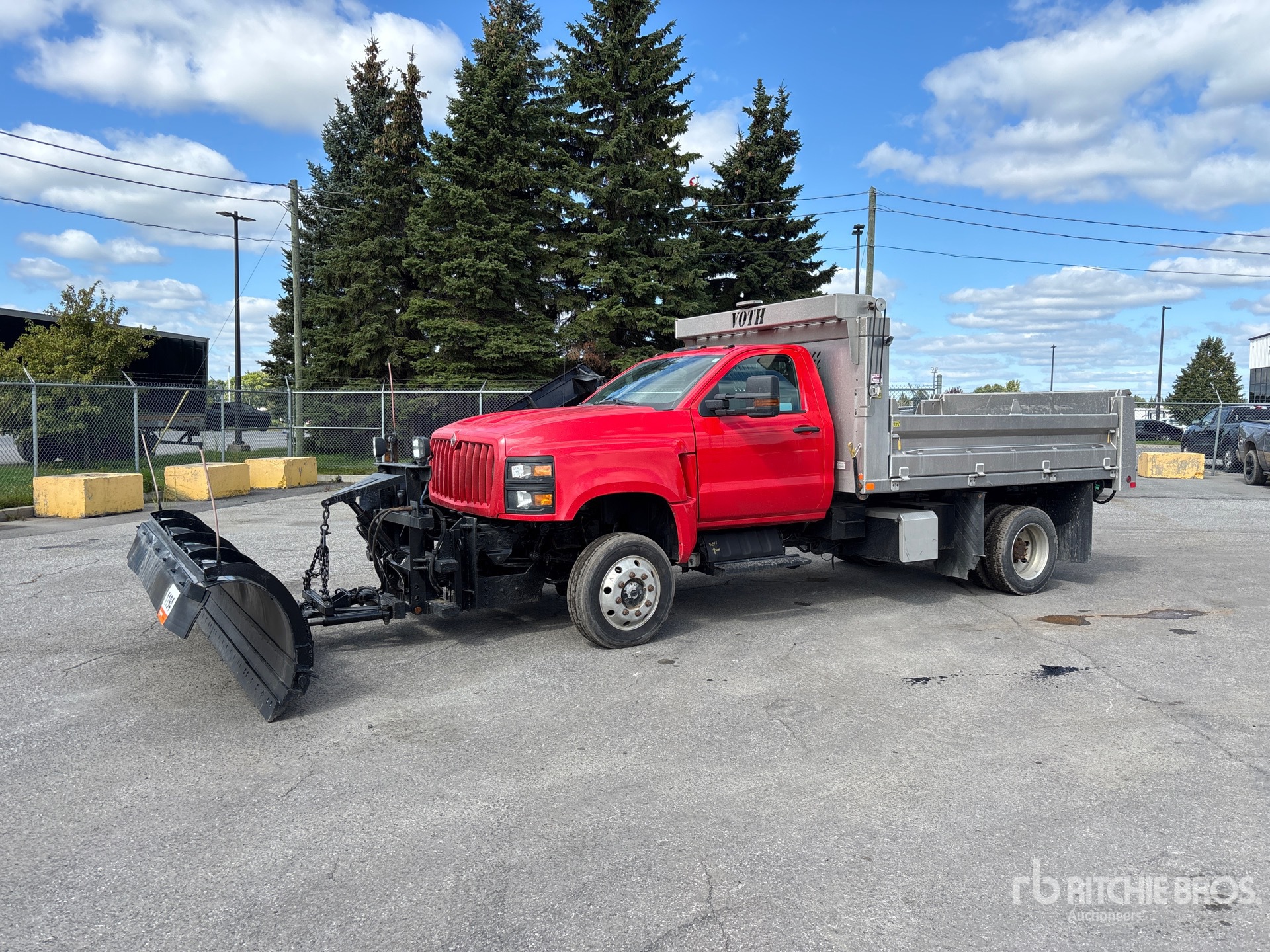 2021 International CV515