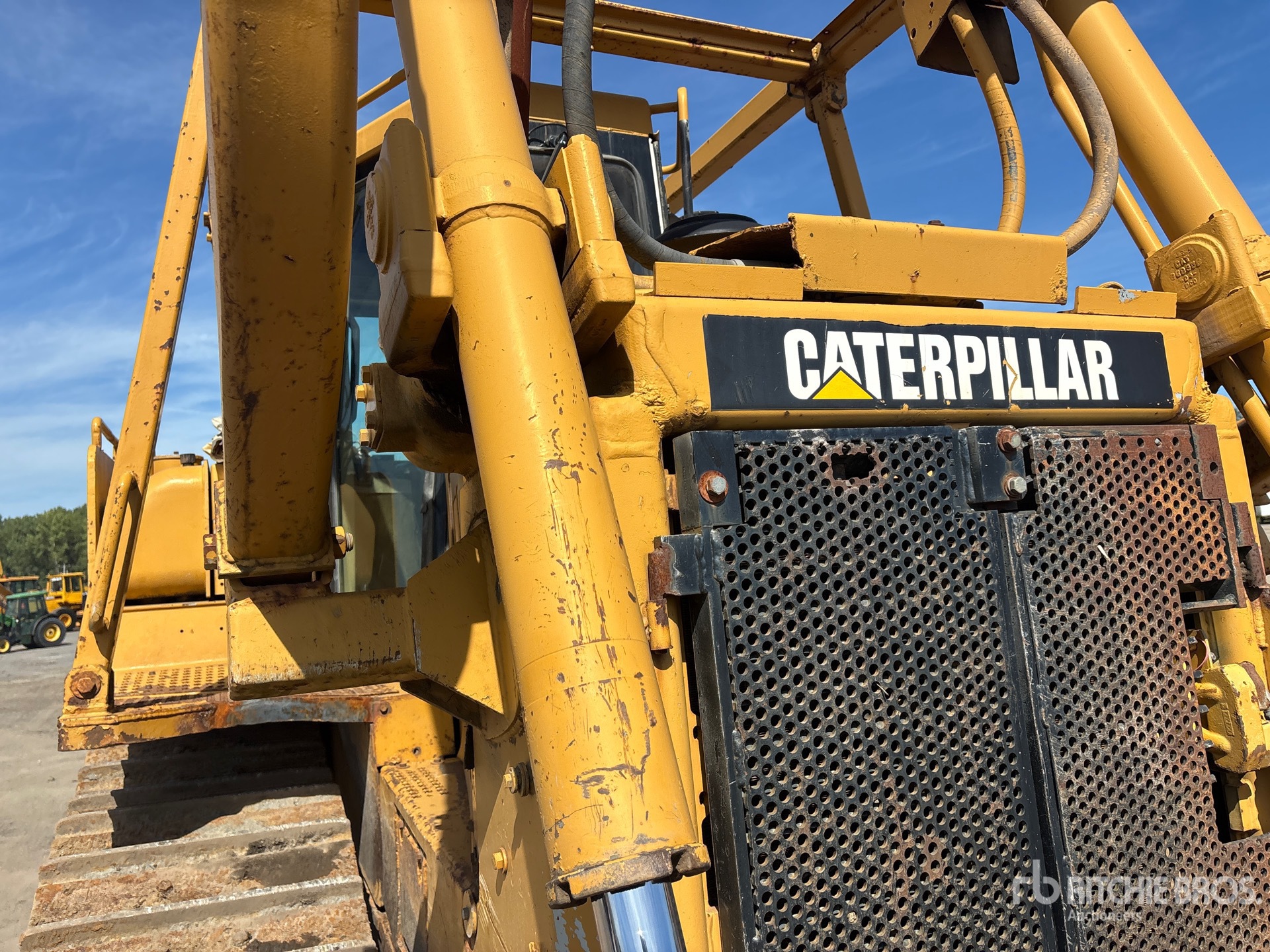 2002 Caterpillar D6R XL
