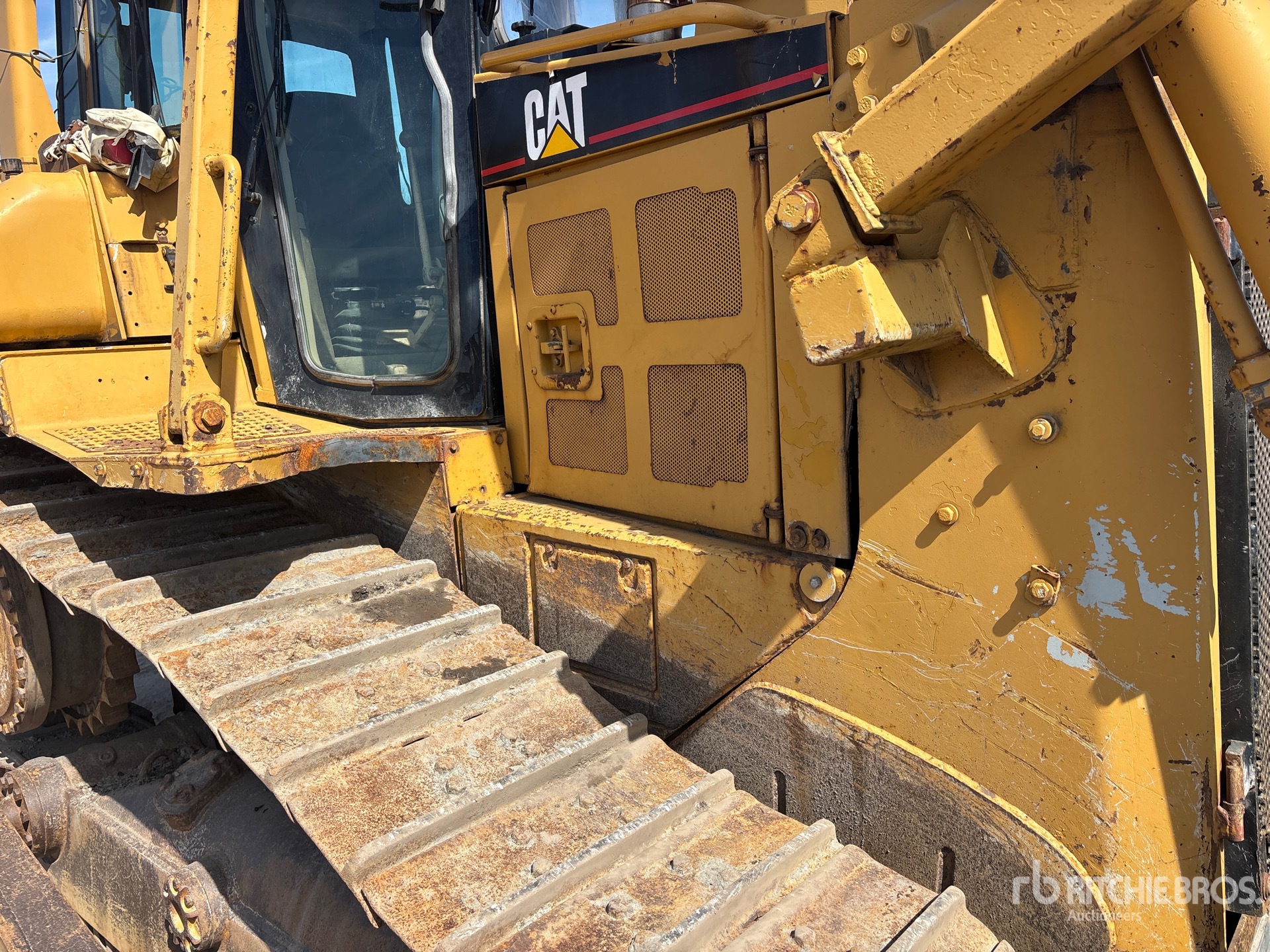 2002 Caterpillar D6R XL