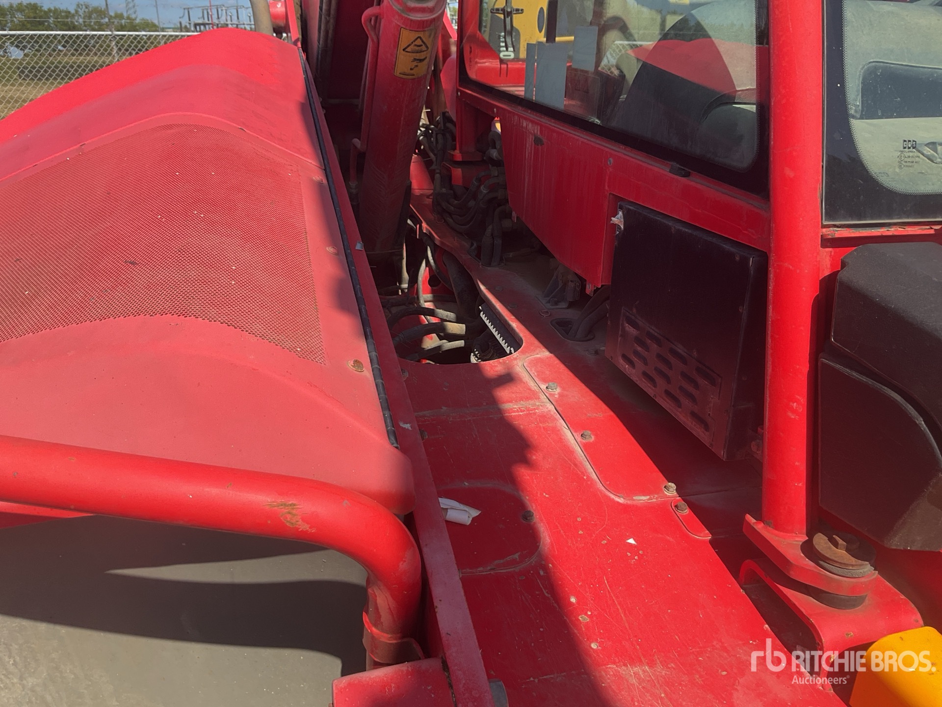 2017 JCB 535-95