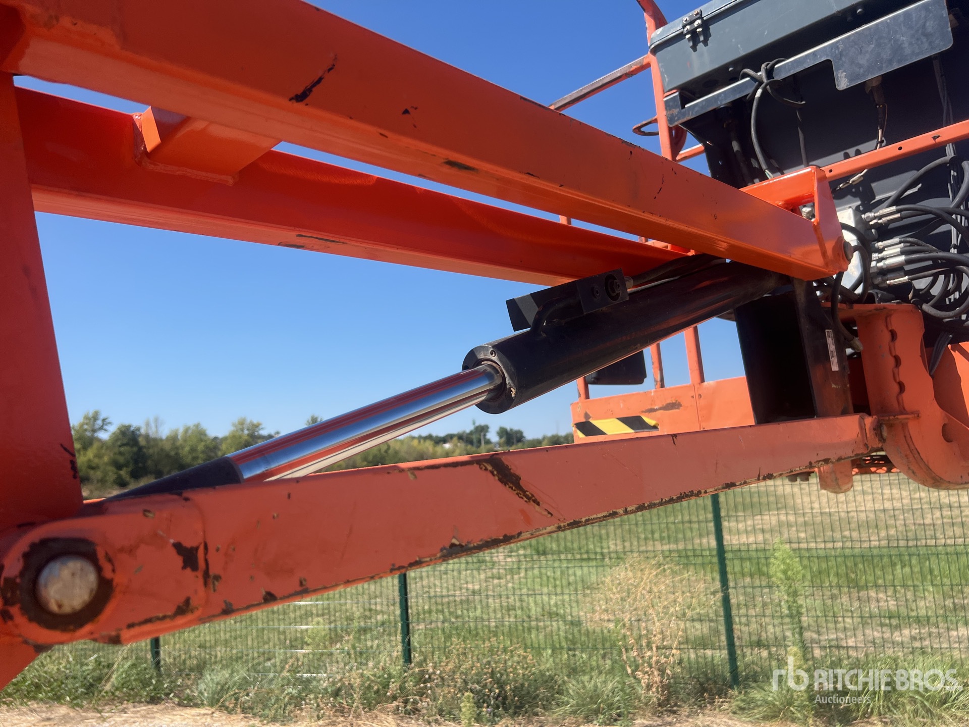 2012 JLG 510AJ