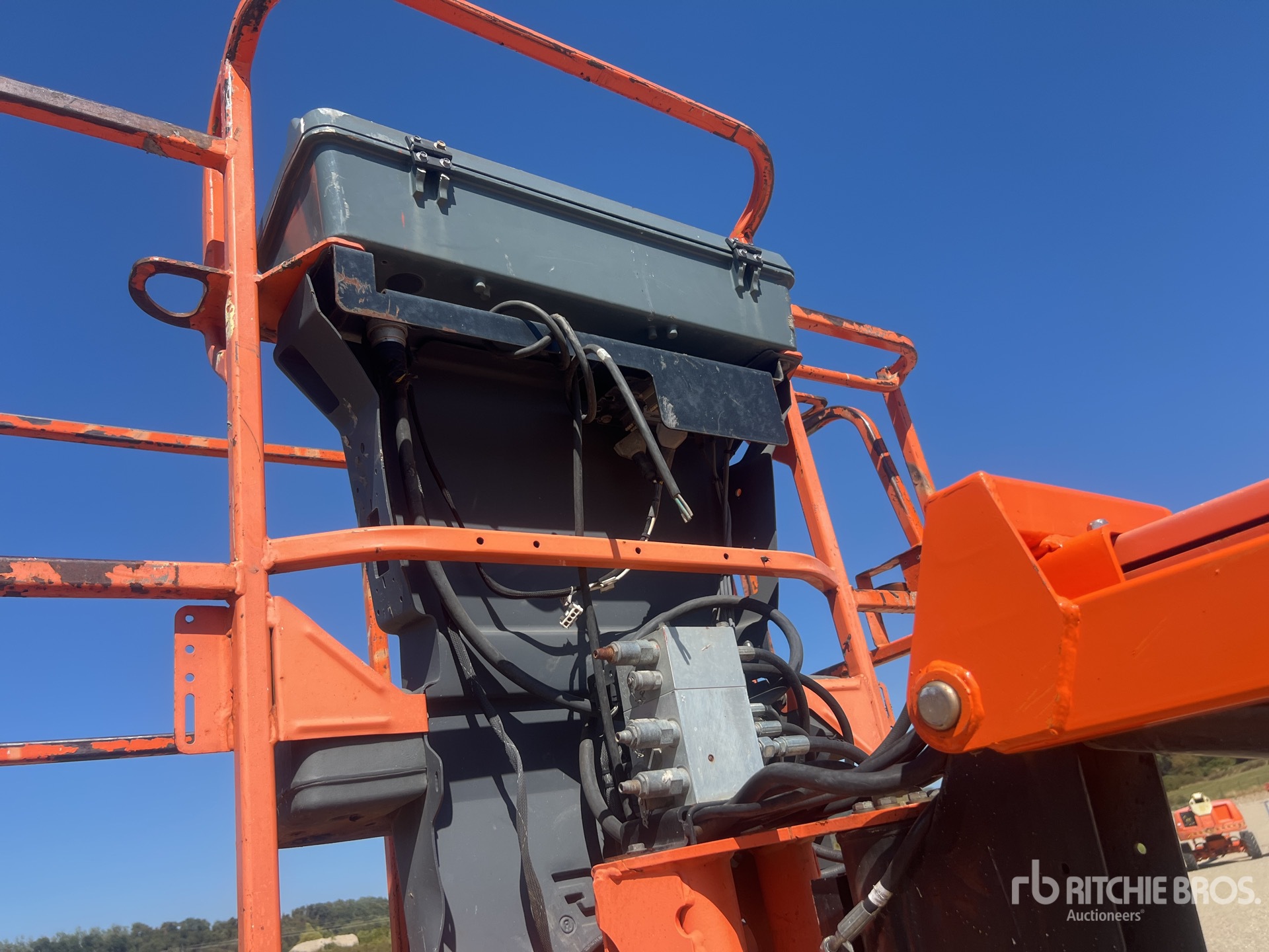 2012 JLG 510AJ