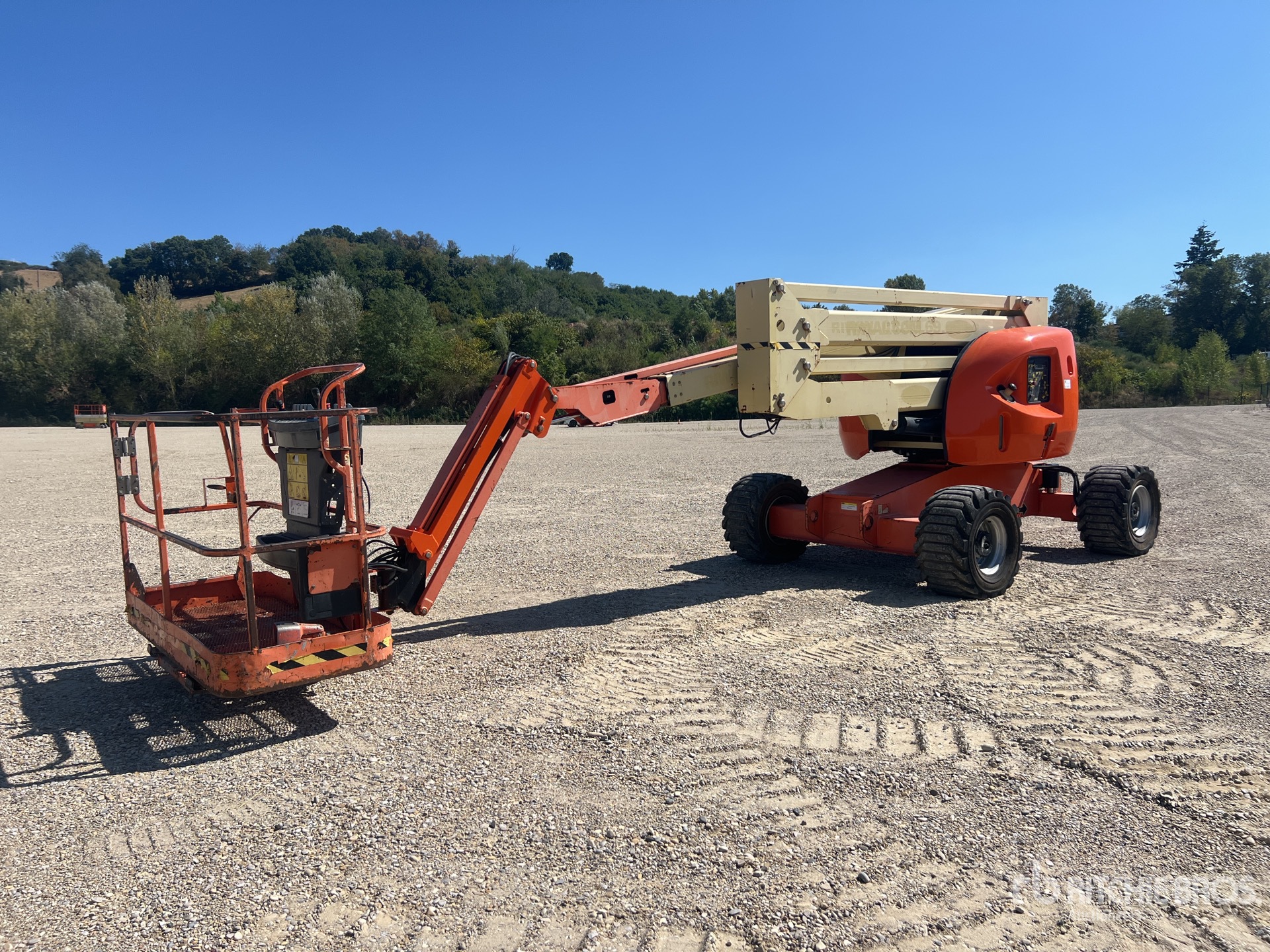 2012 JLG 510AJ