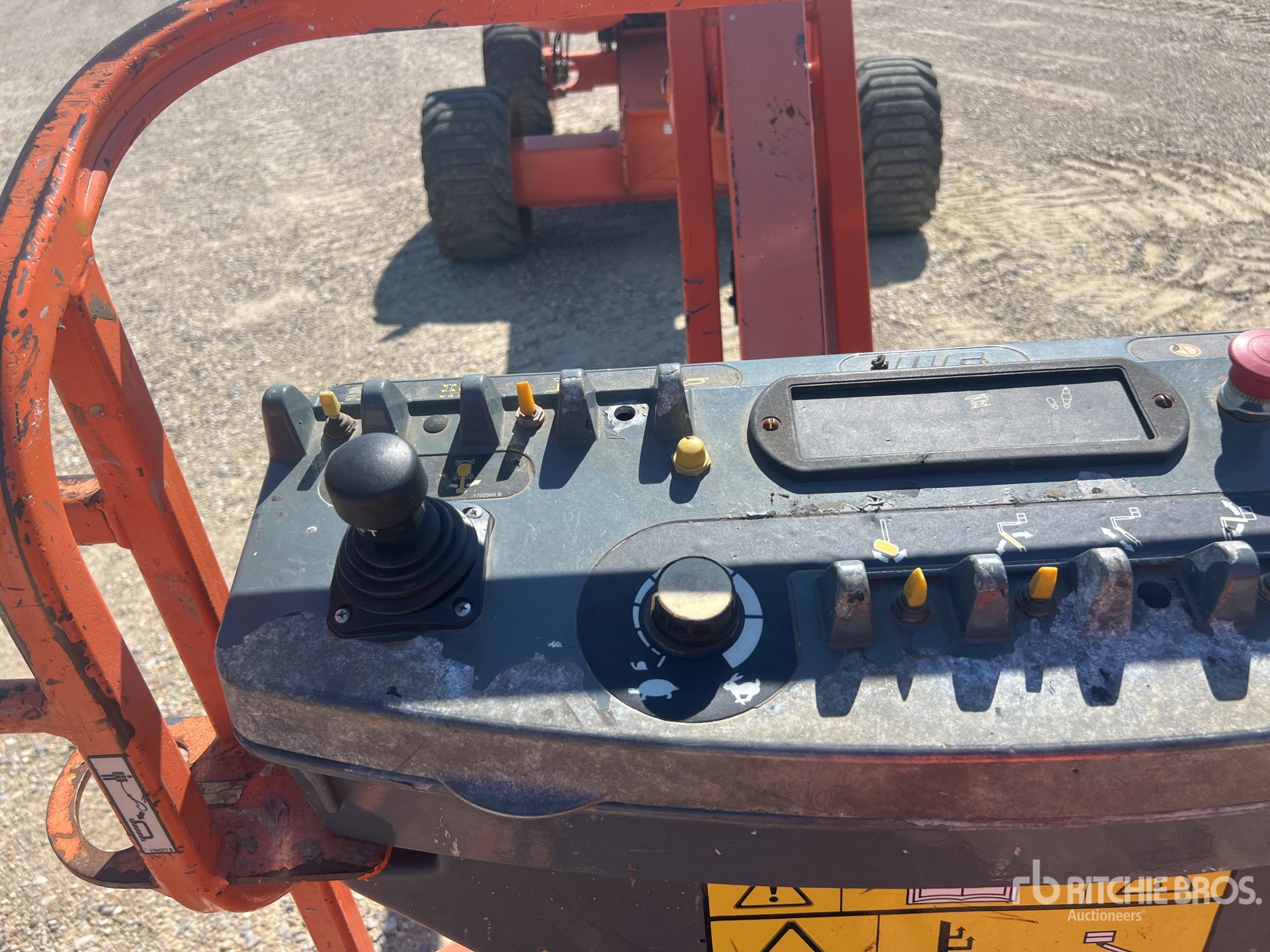2012 JLG 510AJ