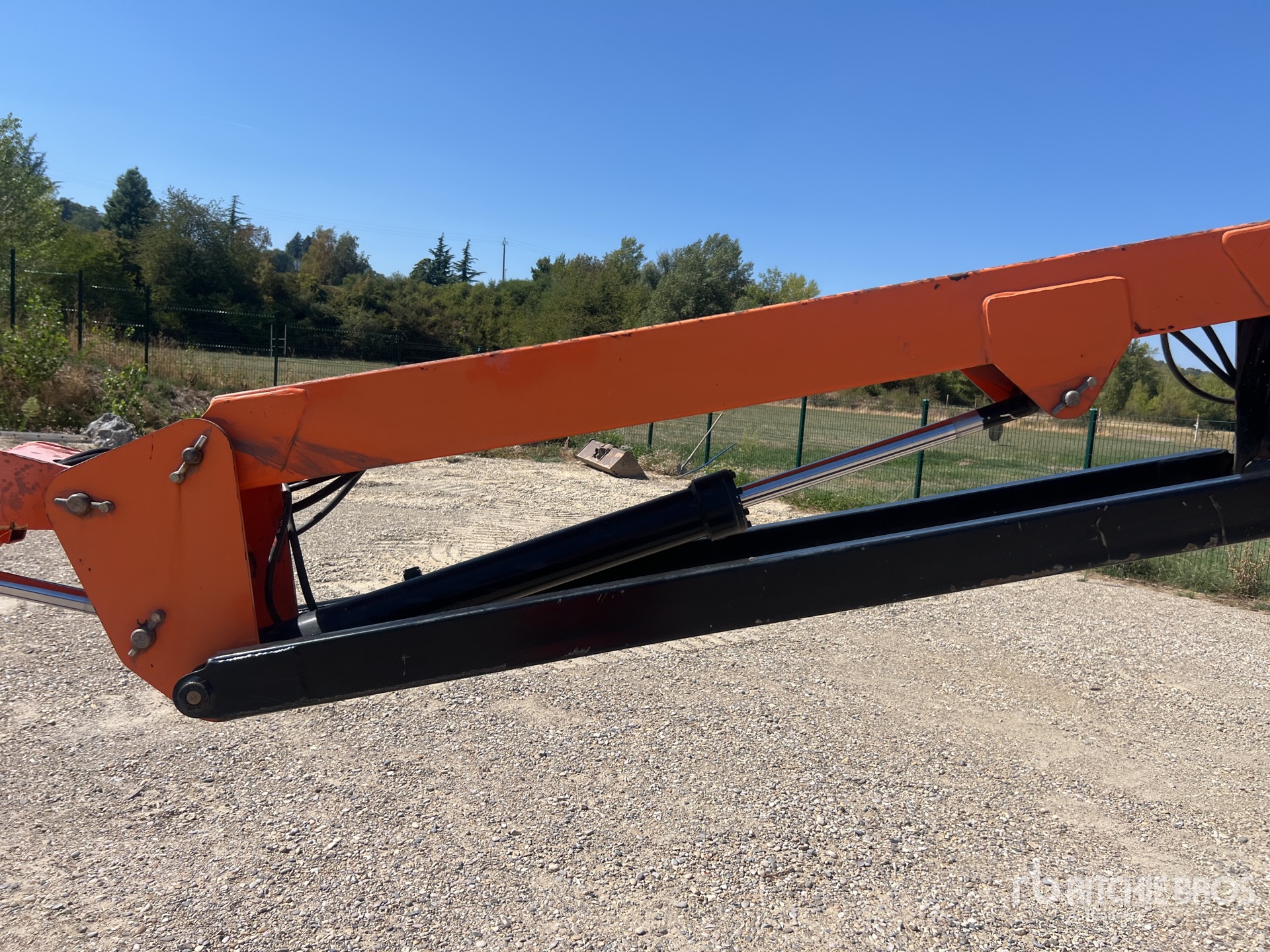 2011 JLG 460SJ