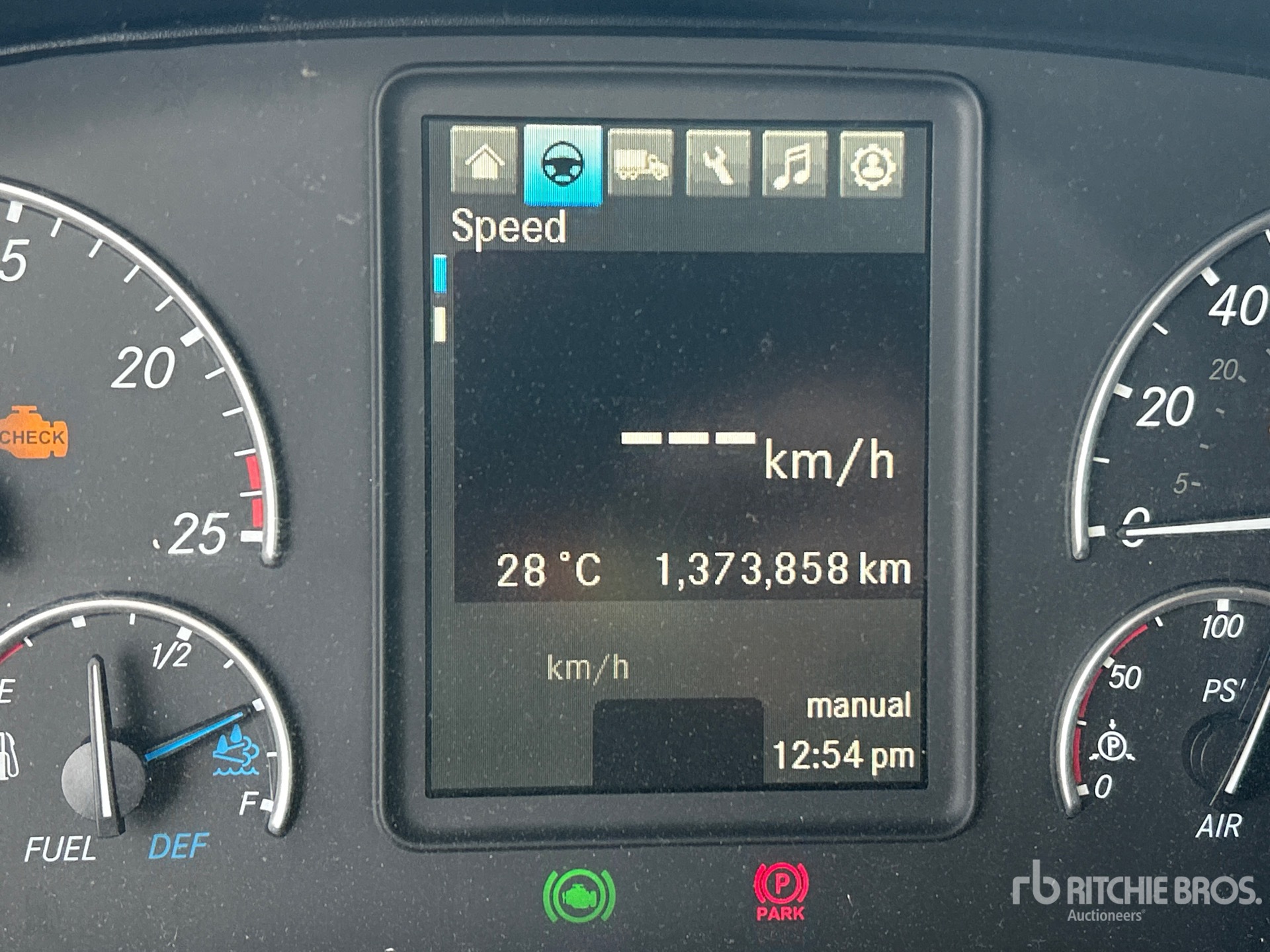2021 Freightliner CASCADIA 126