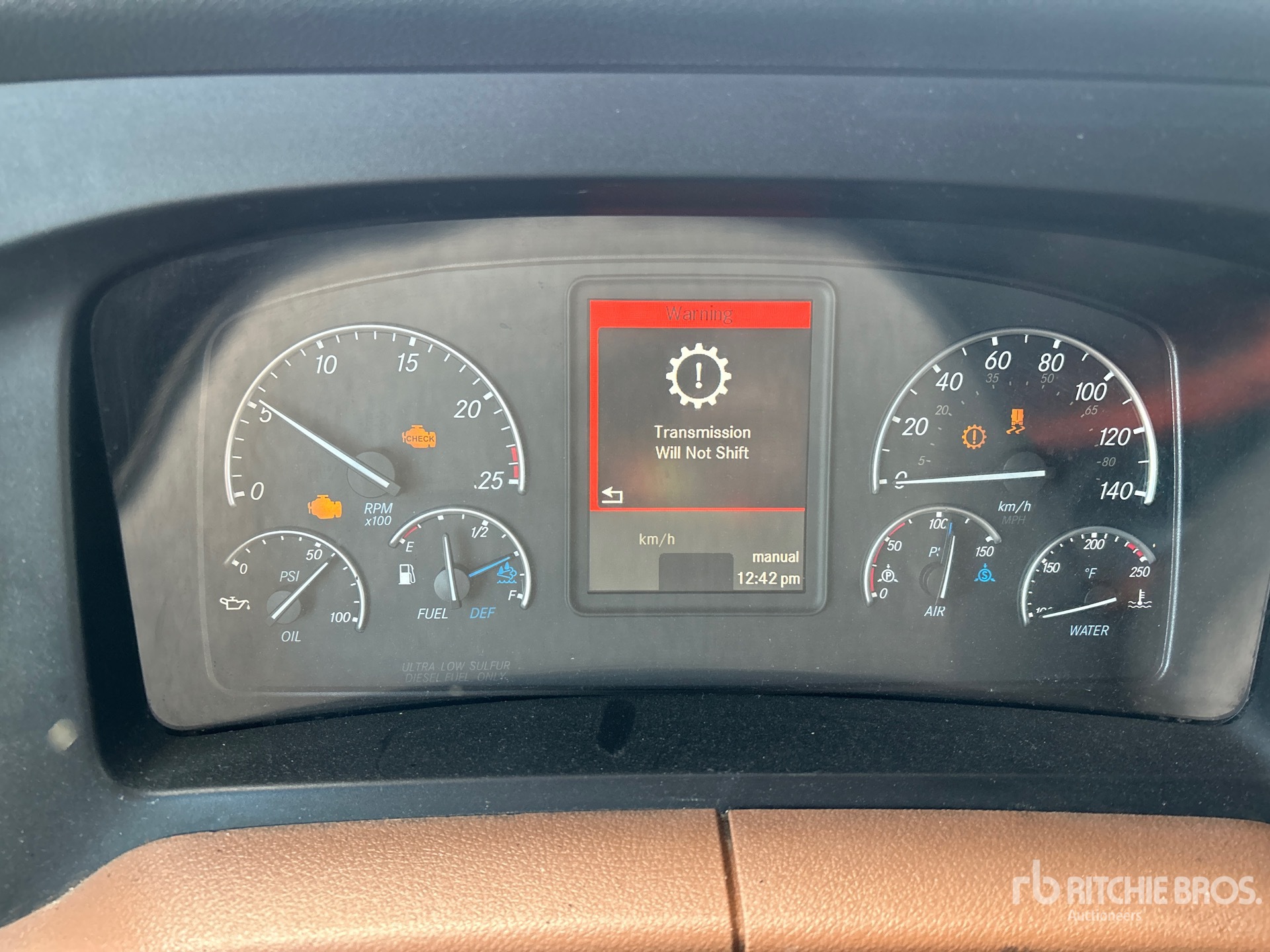 2021 Freightliner CASCADIA 126