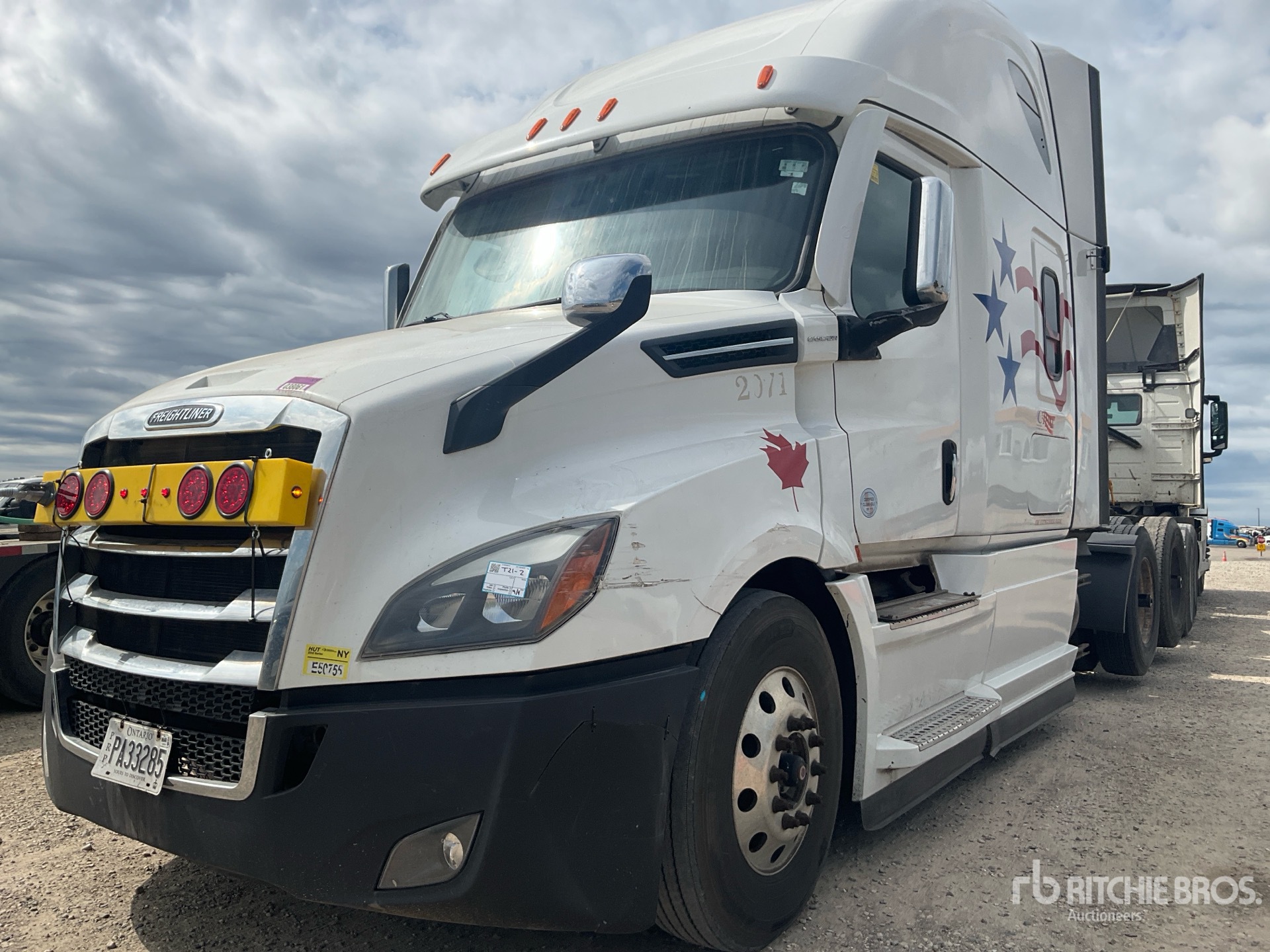 Photo of 2021 Freightliner CASCADIA 126