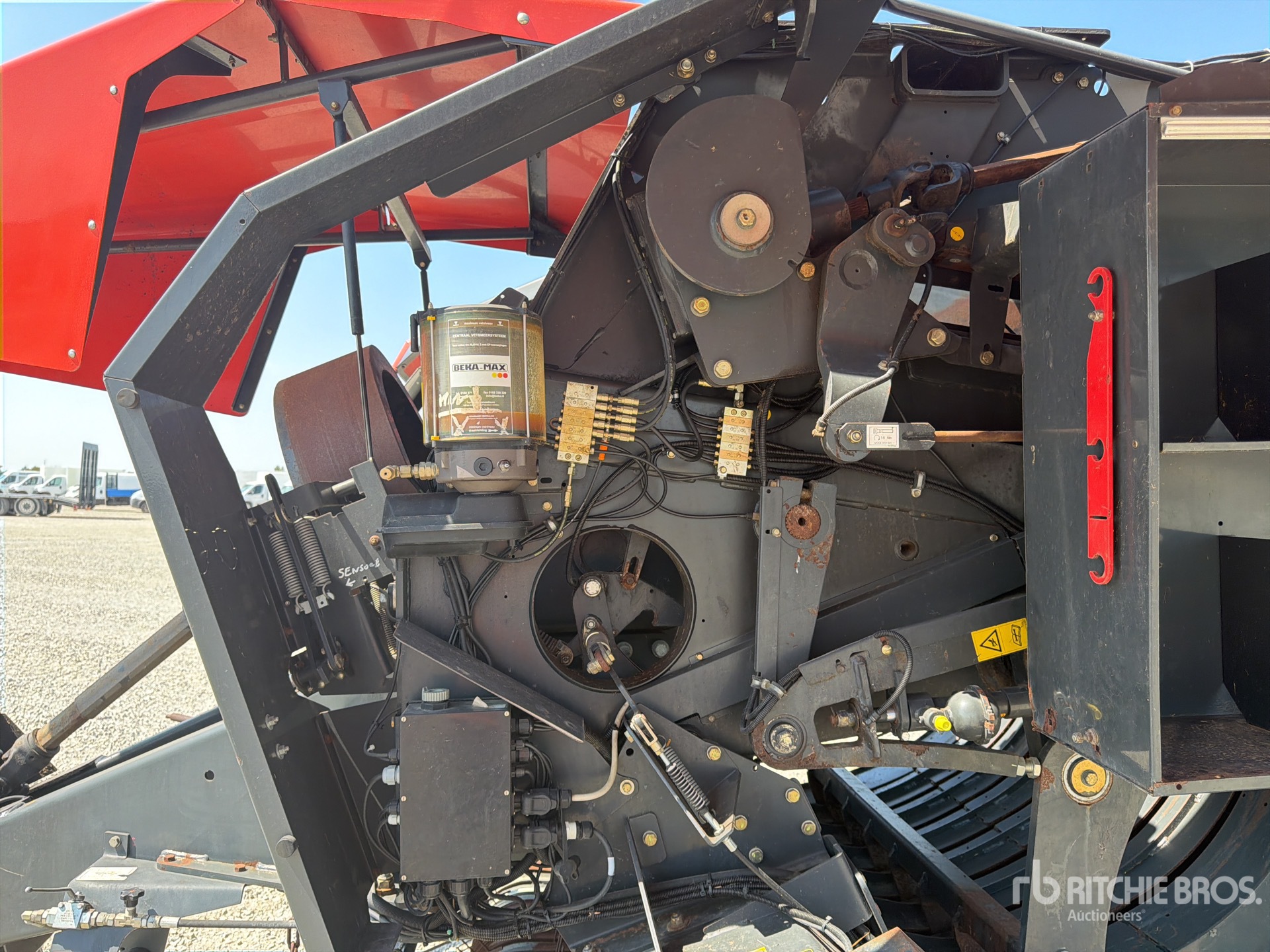 2010 Kuhn LSB1290