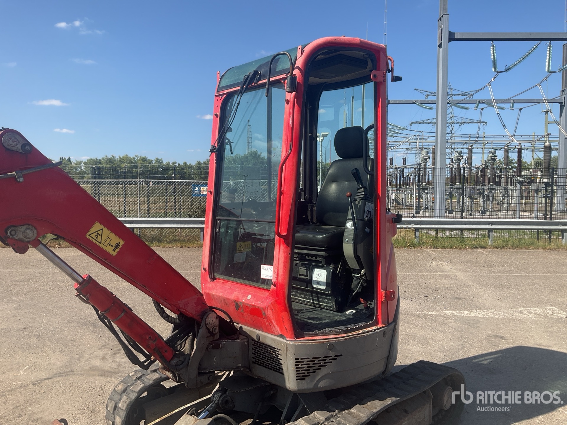 2016 Yanmar VIO25-4
