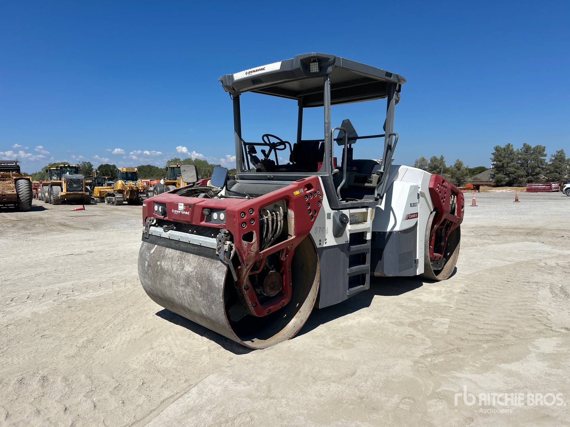 Photo of 2020 Dynapac CC42