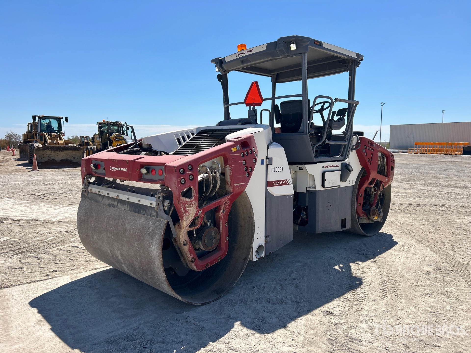 2019 Dynapac CC4200 VI