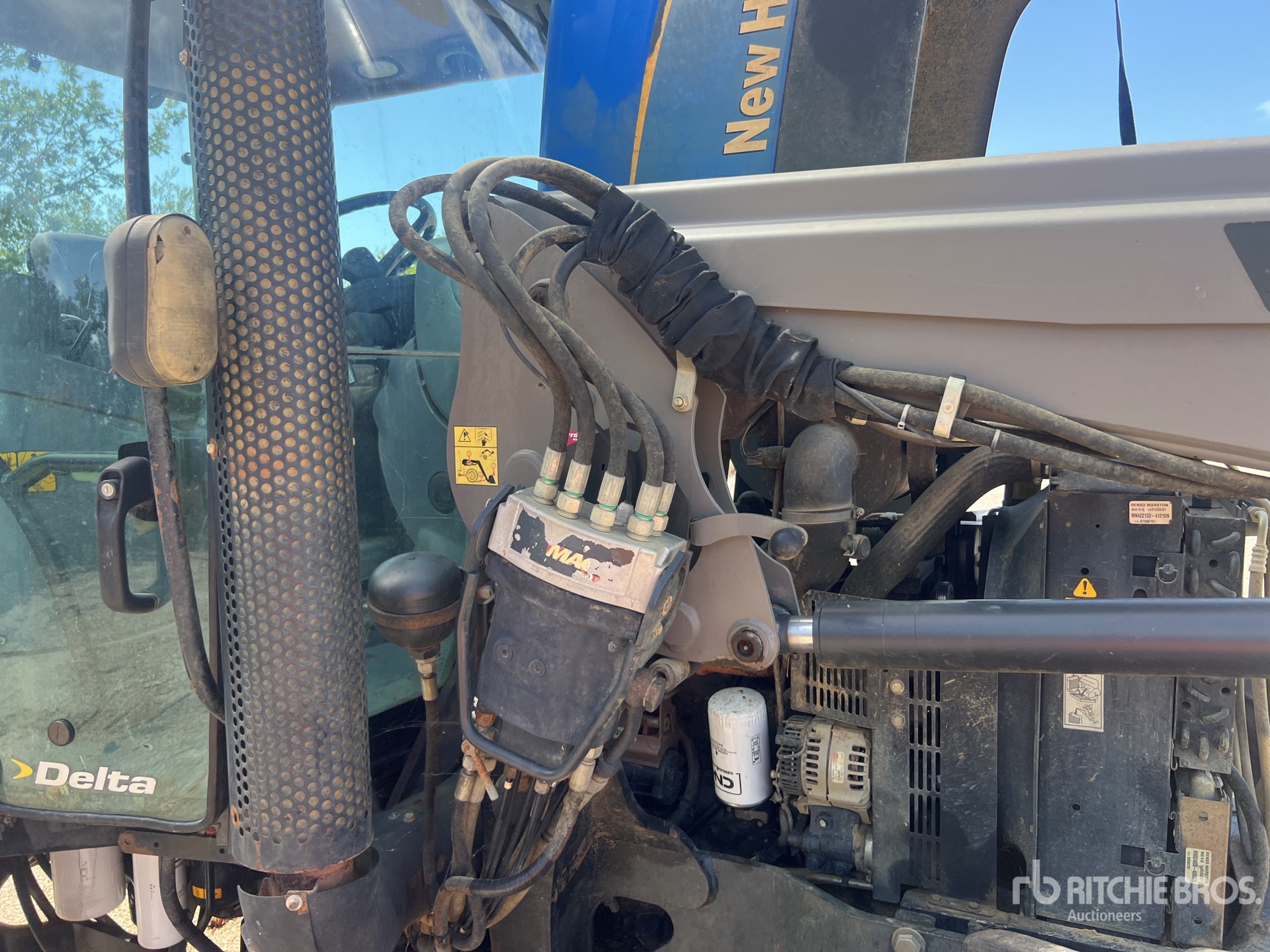 2007 New Holland TS100A