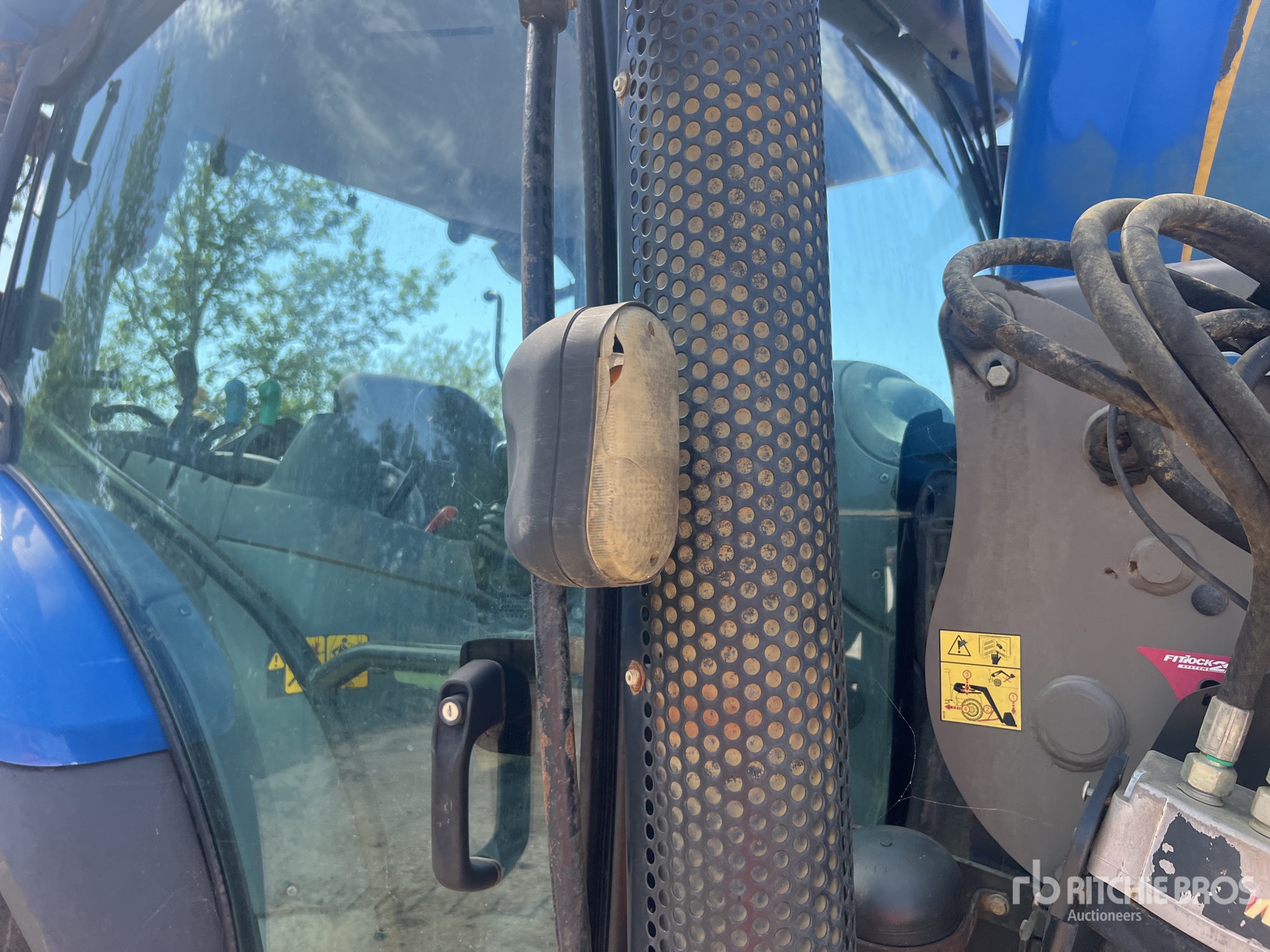 2007 New Holland TS100A