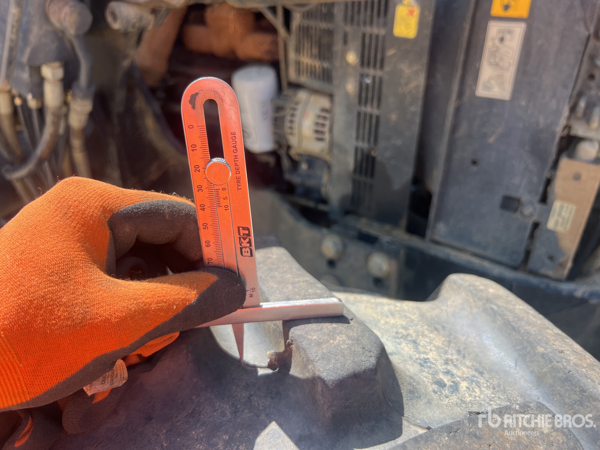 2007 New Holland TS100A
