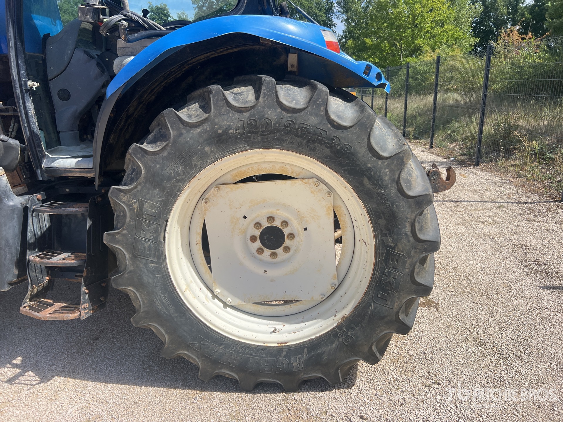 2007 New Holland TS100A