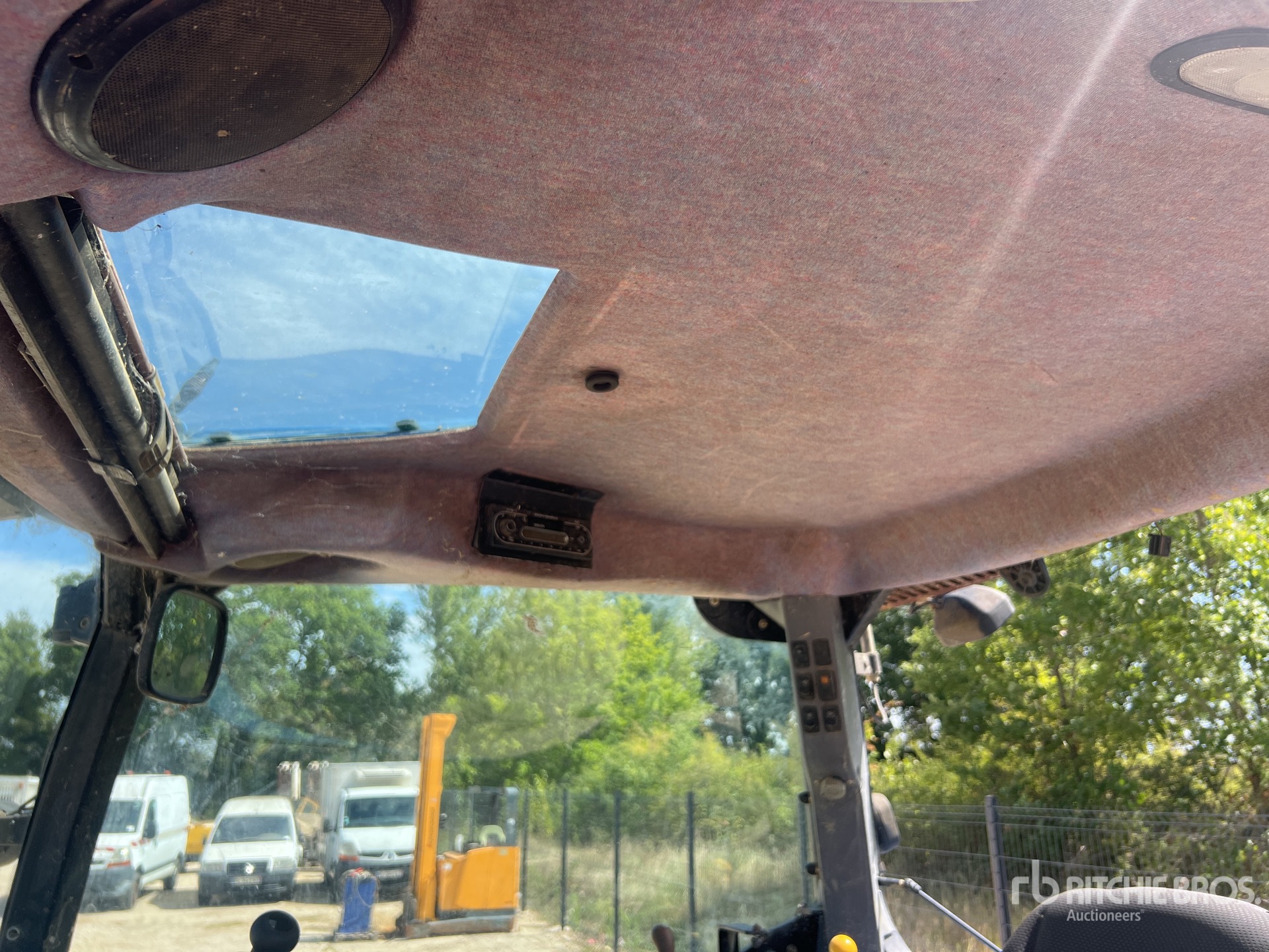 2007 New Holland TS100A