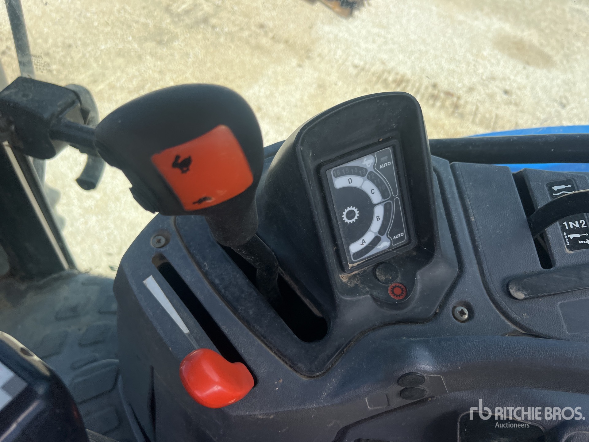 2007 New Holland TS100A
