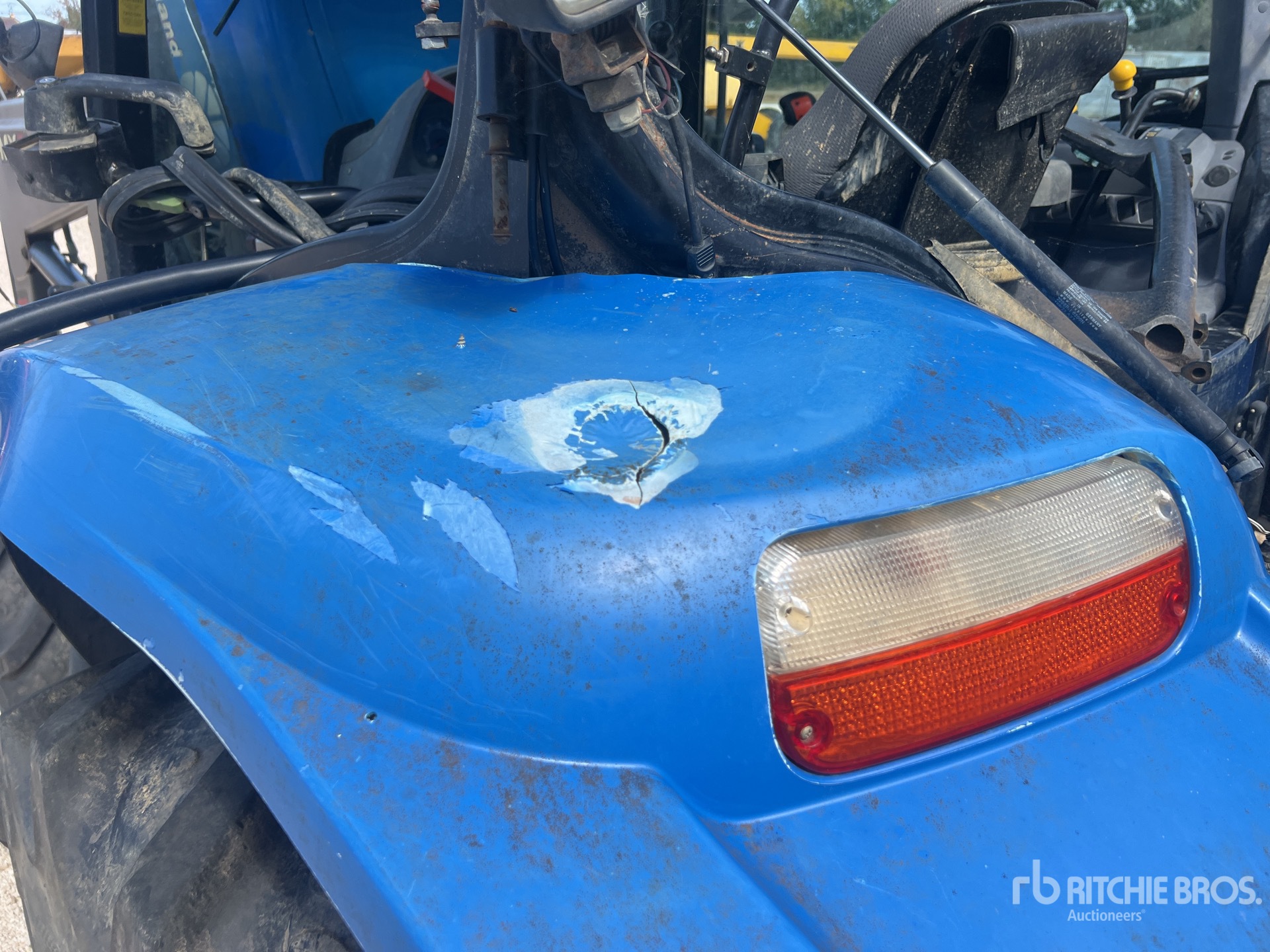 2007 New Holland TS100A