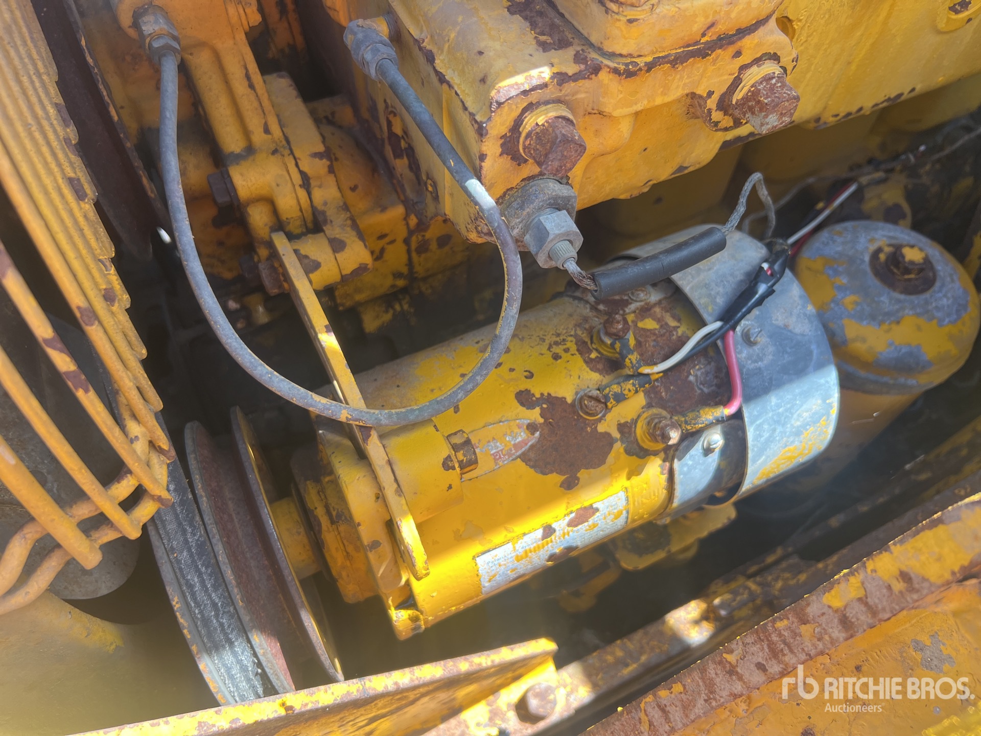 Caterpillar 933