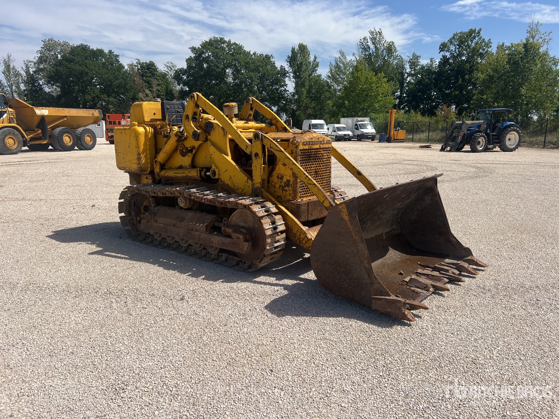 Caterpillar 933