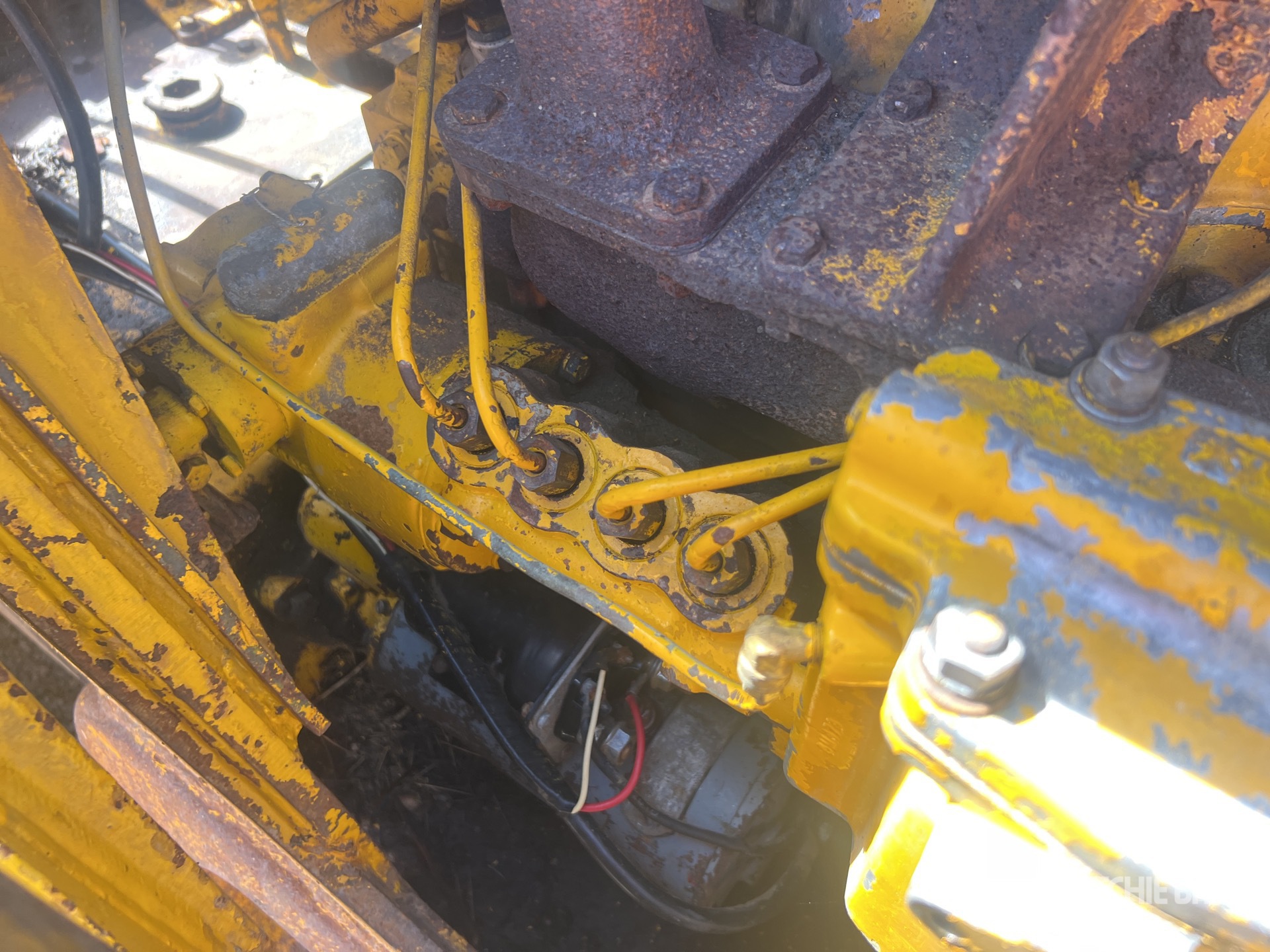 Caterpillar 933