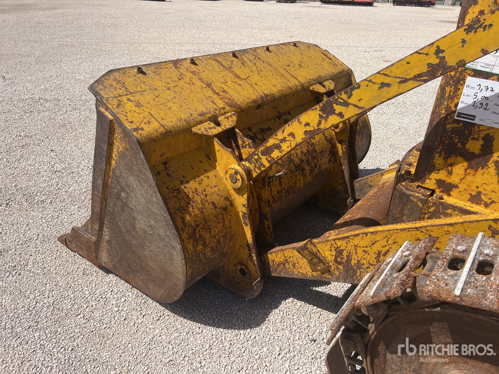 Caterpillar 933