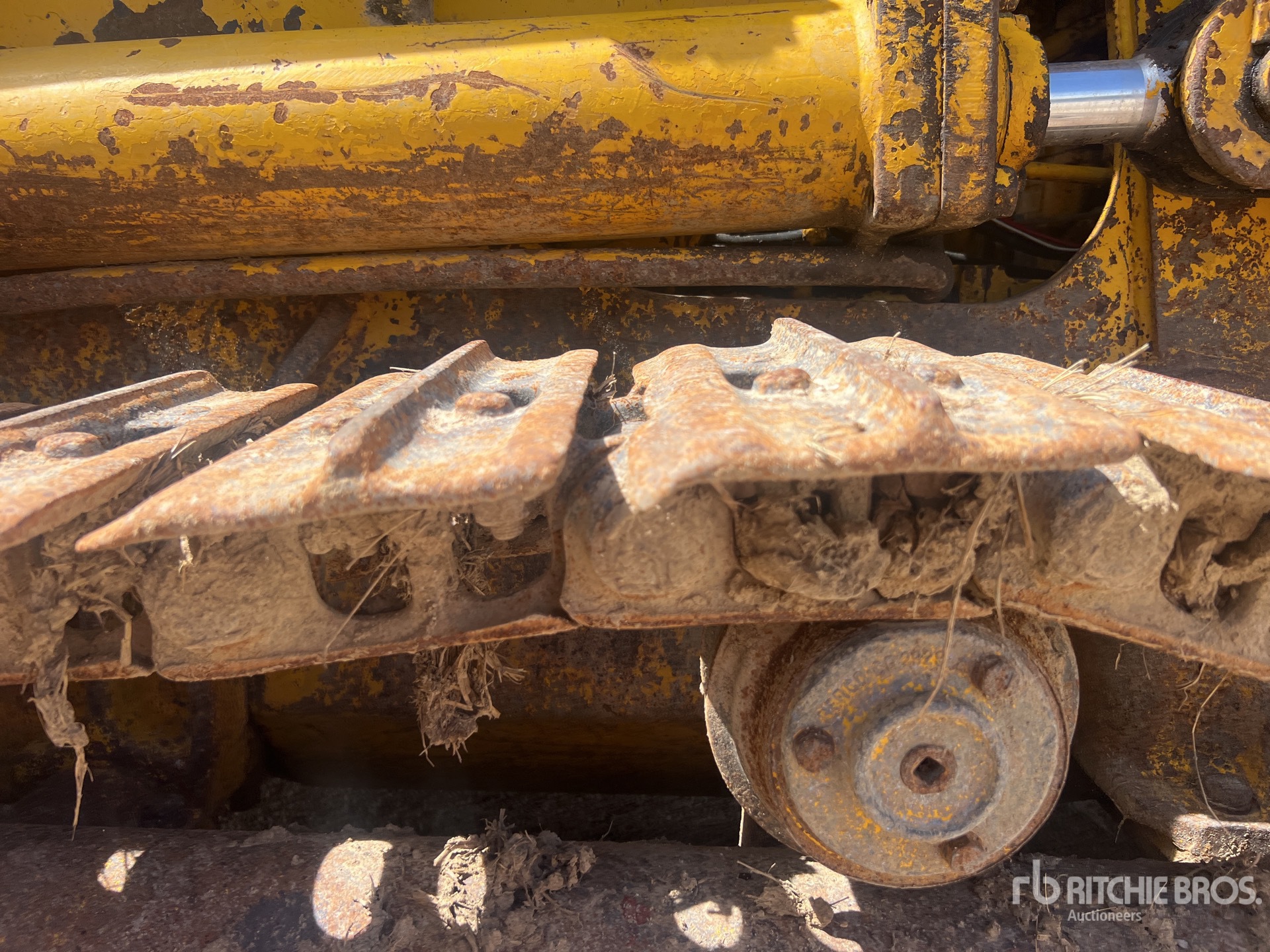 Caterpillar 933