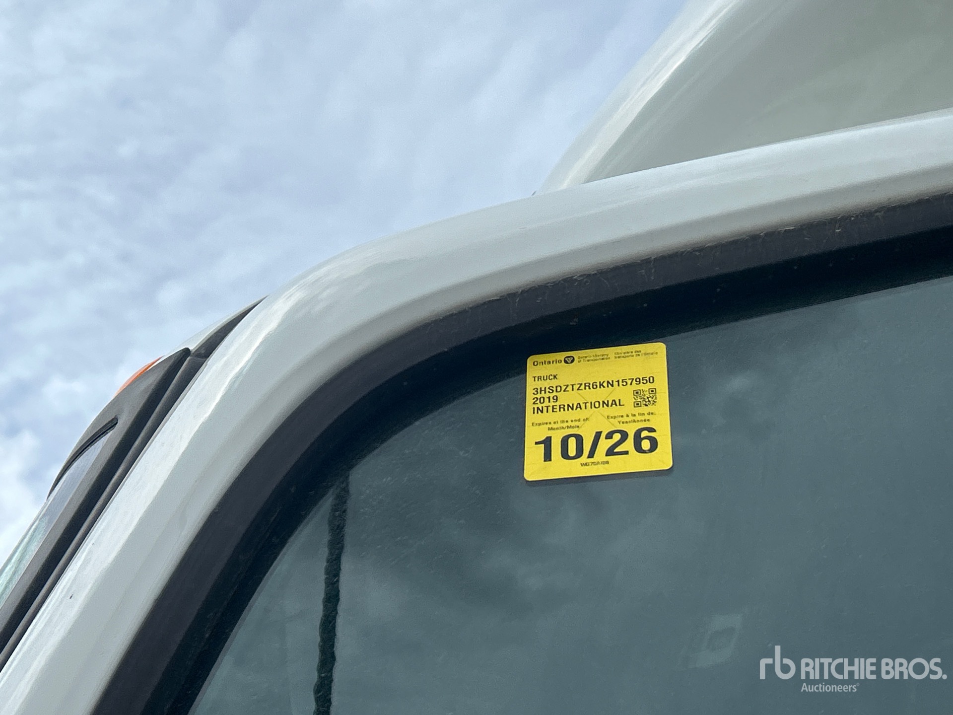 2019 International LT625