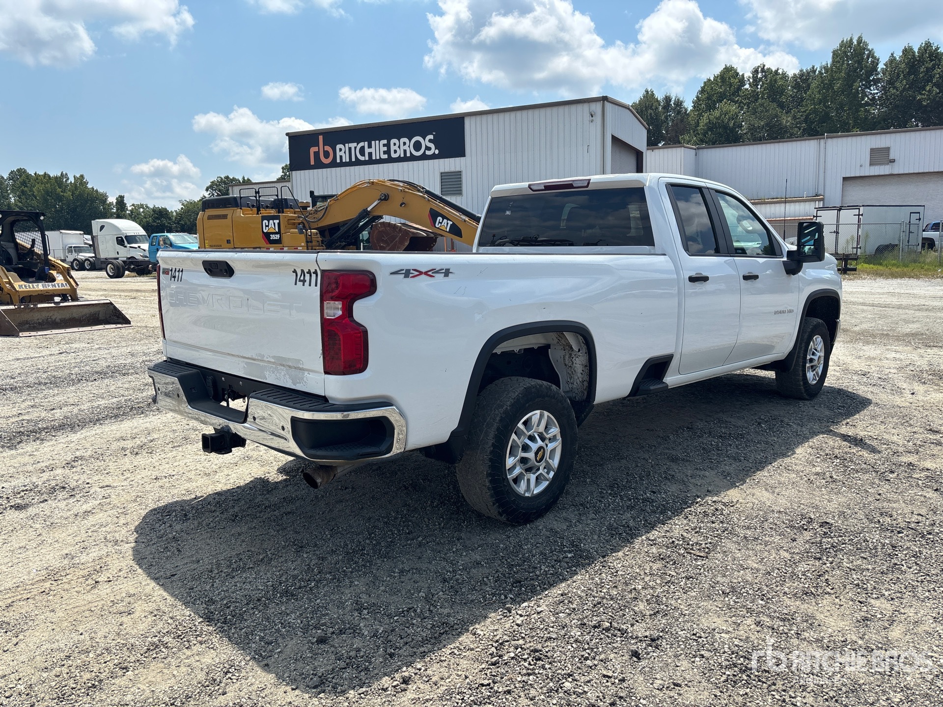 General Appearance with Picture, Right Rear Corner