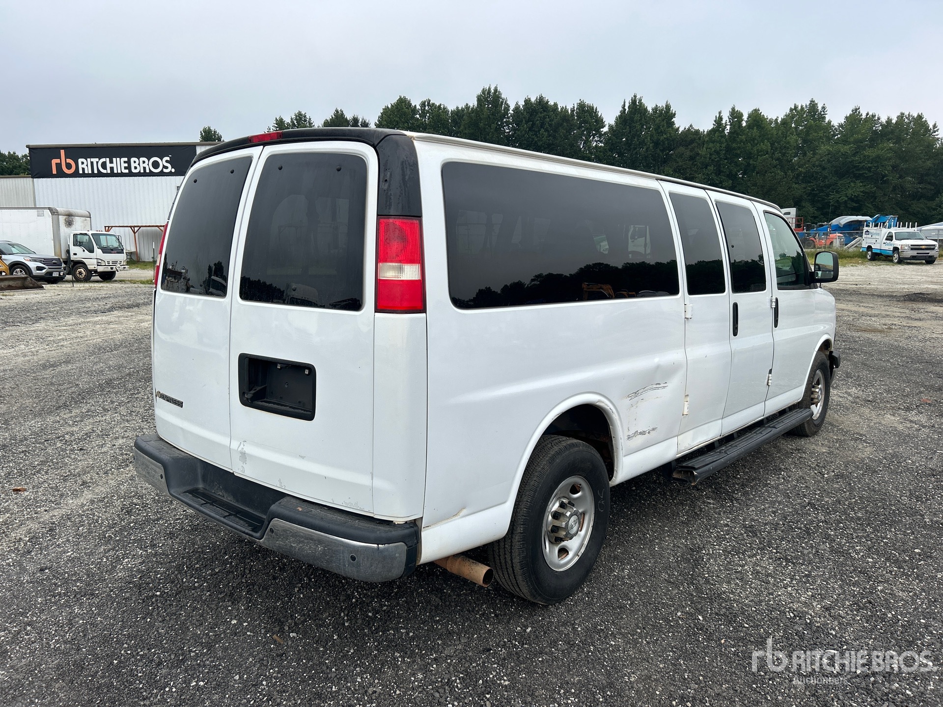 General Appearance with Picture, Right Rear Corner