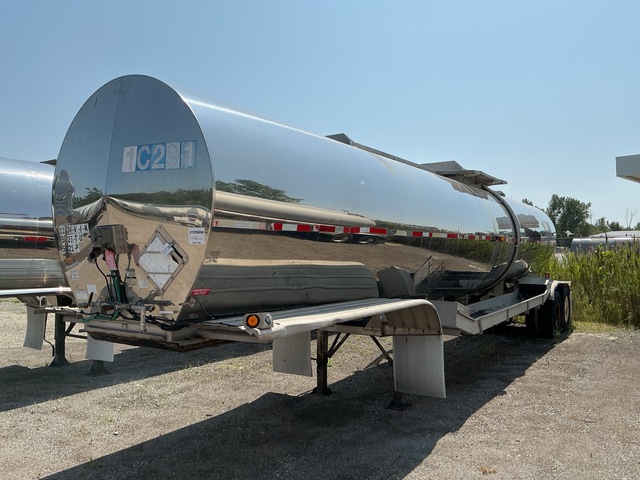 2003 Polar 7000 gal T/A Tanker Trailer 2003 Polar 7000 gal T/A Tanker Trailer