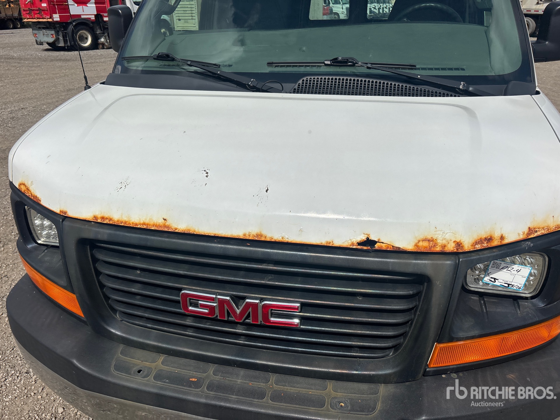2017 GMC SAVANA 2500