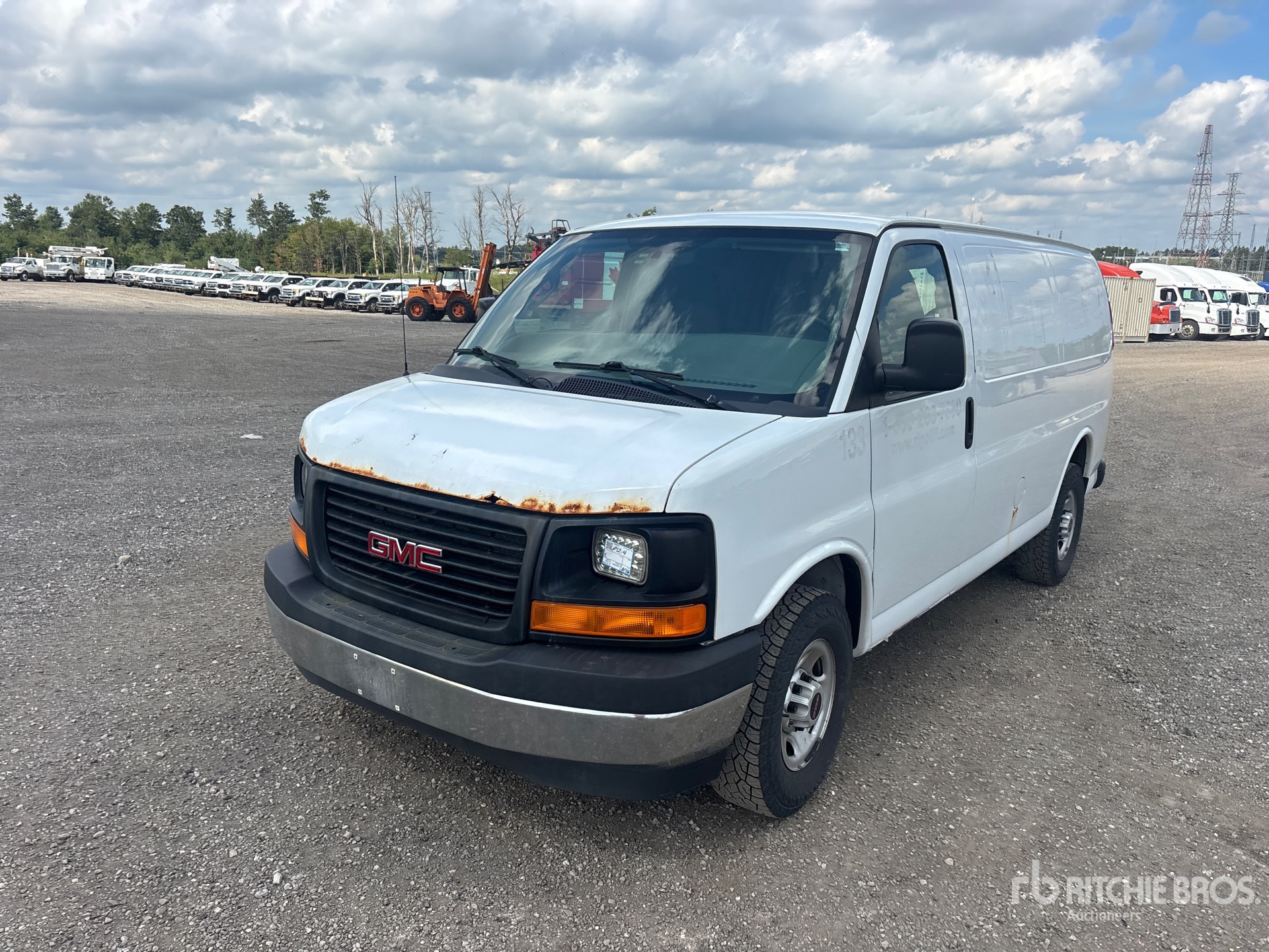 2017 GMC SAVANA 2500