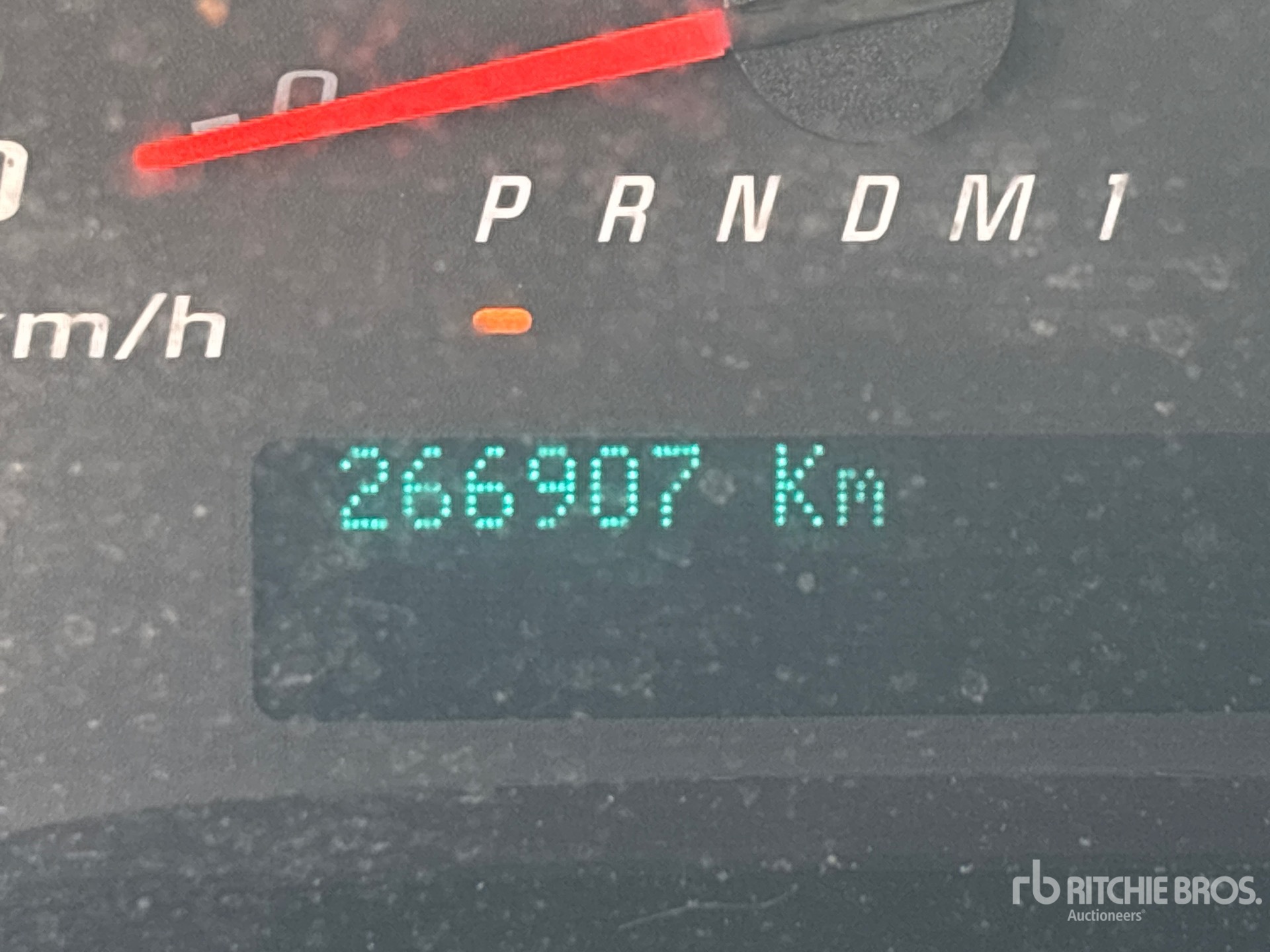 2017 GMC SAVANA 2500