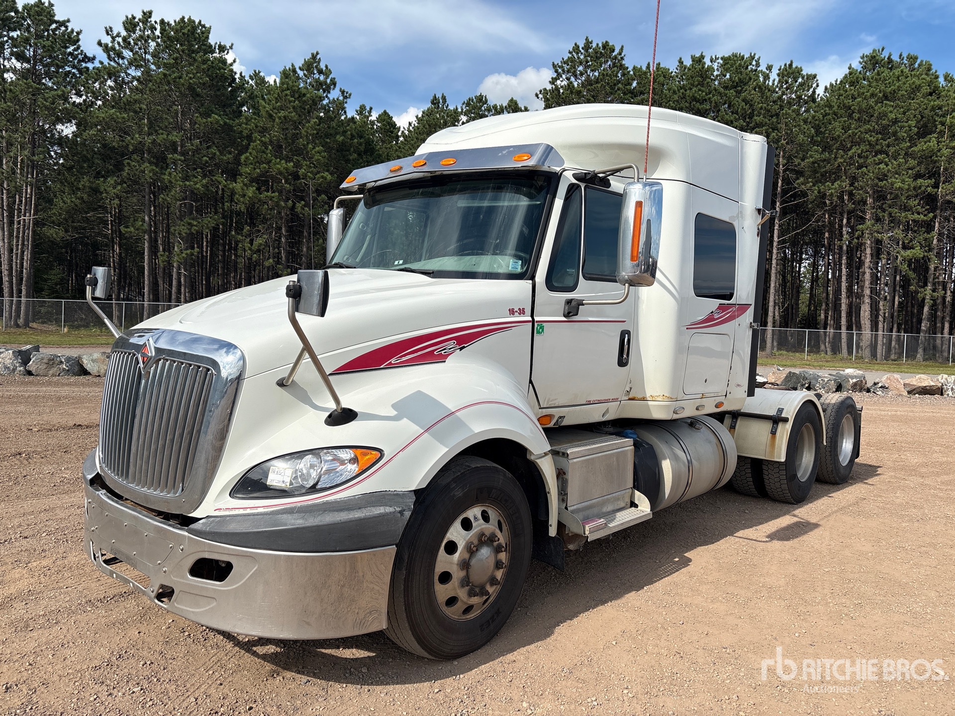 Photo of 2015 International PROSTAR+