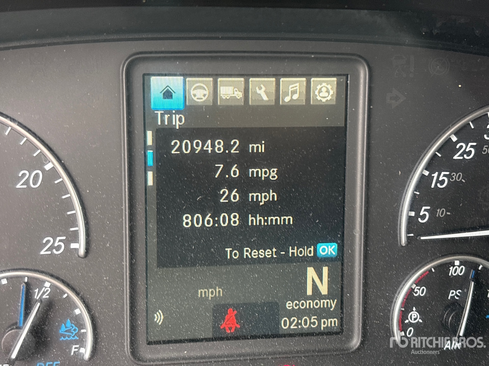 2019 Freightliner CASCADIA 126