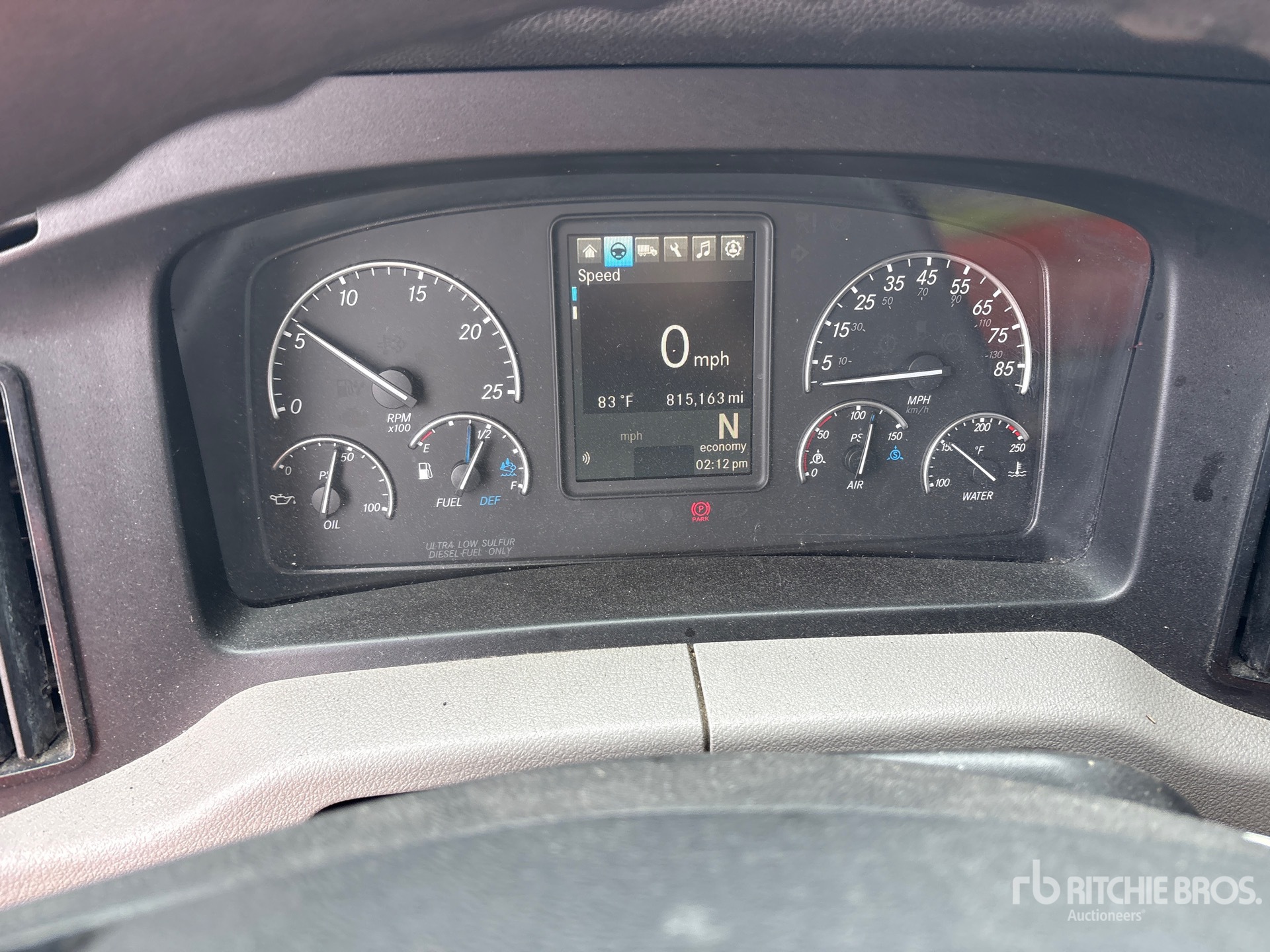 2019 Freightliner CASCADIA 126