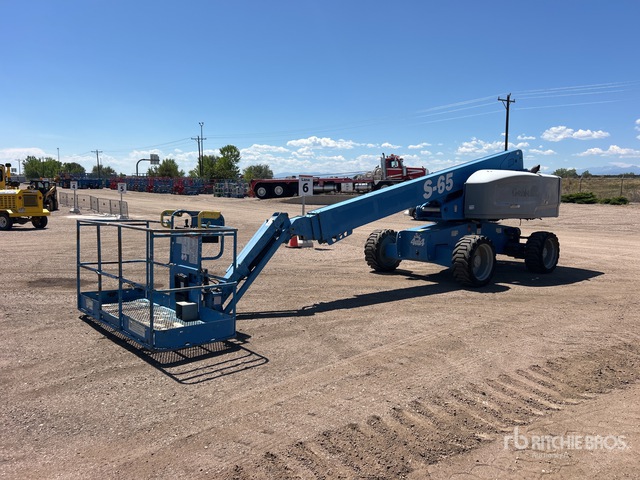 2014 Genie S-65 4wd Diesel Telescopic Boom Lift